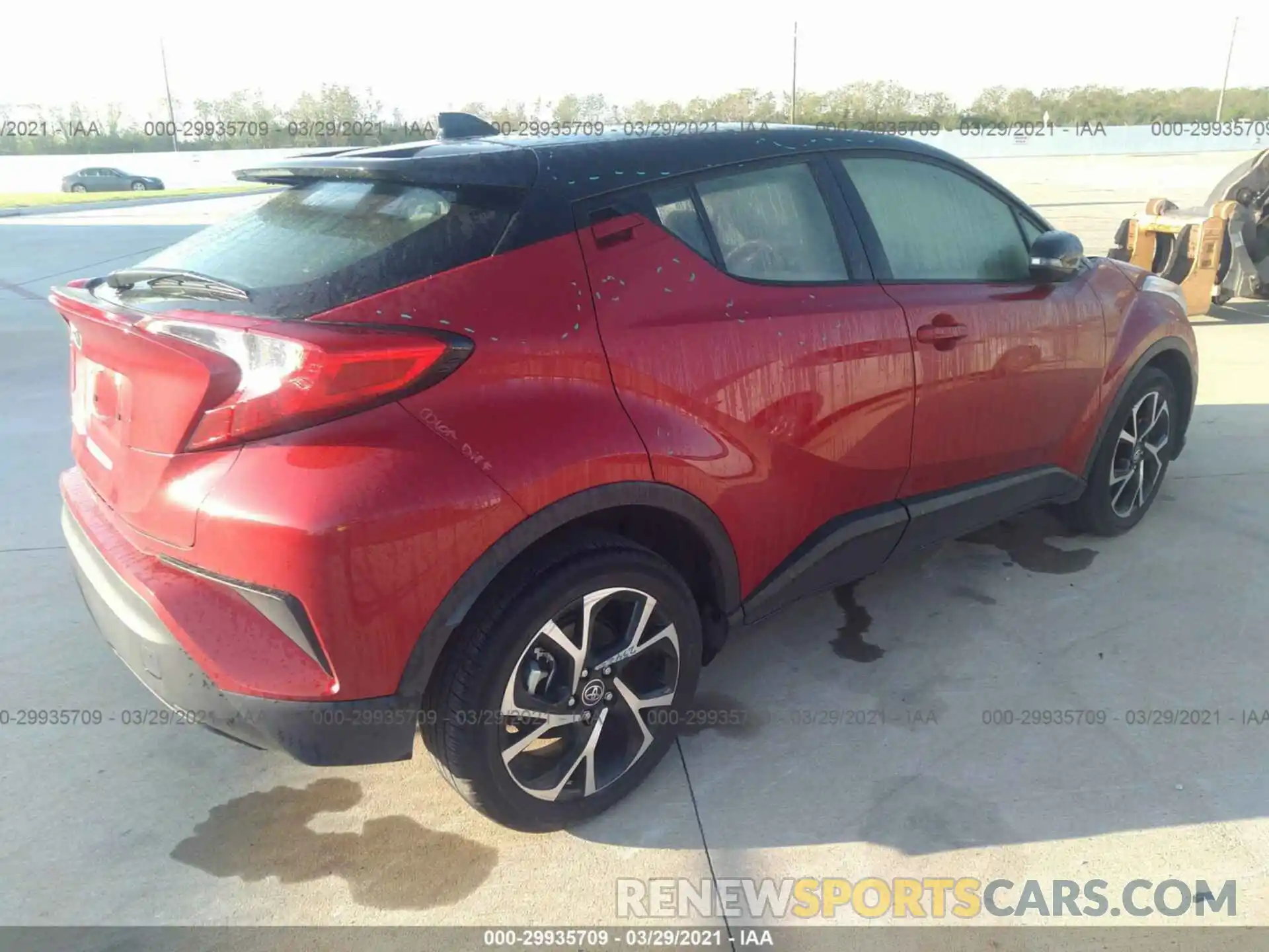 4 Photograph of a damaged car JTNKHMBX4L1078603 TOYOTA C-HR 2020