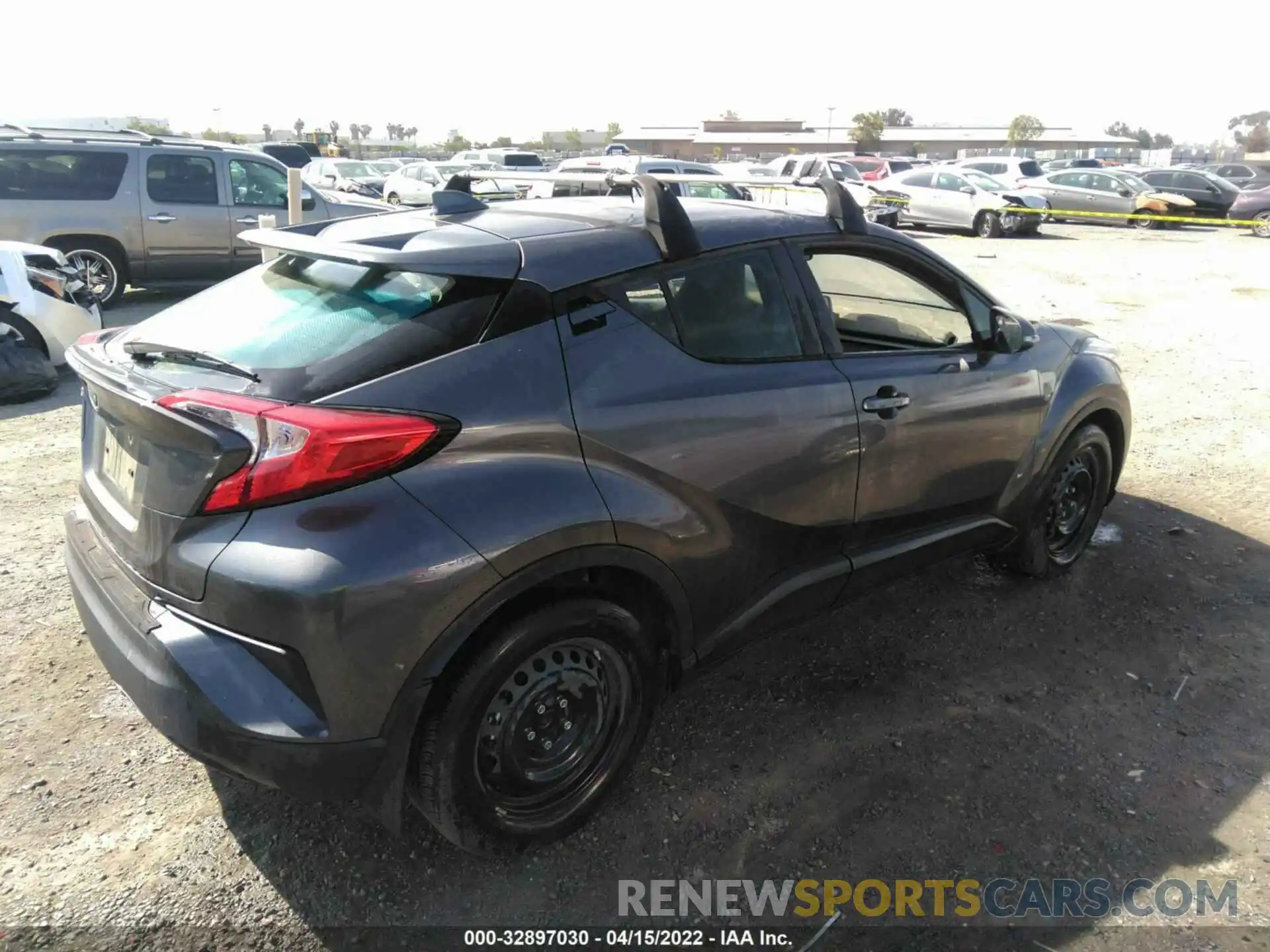 4 Фотография поврежденного автомобиля JTNKHMBX4L1083462 TOYOTA C-HR 2020