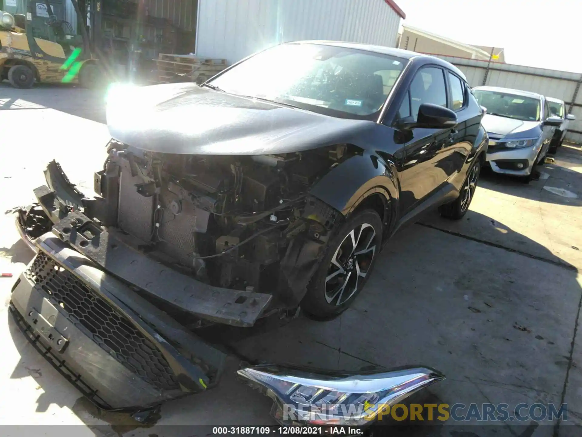 2 Photograph of a damaged car JTNKHMBX4L1084109 TOYOTA C-HR 2020