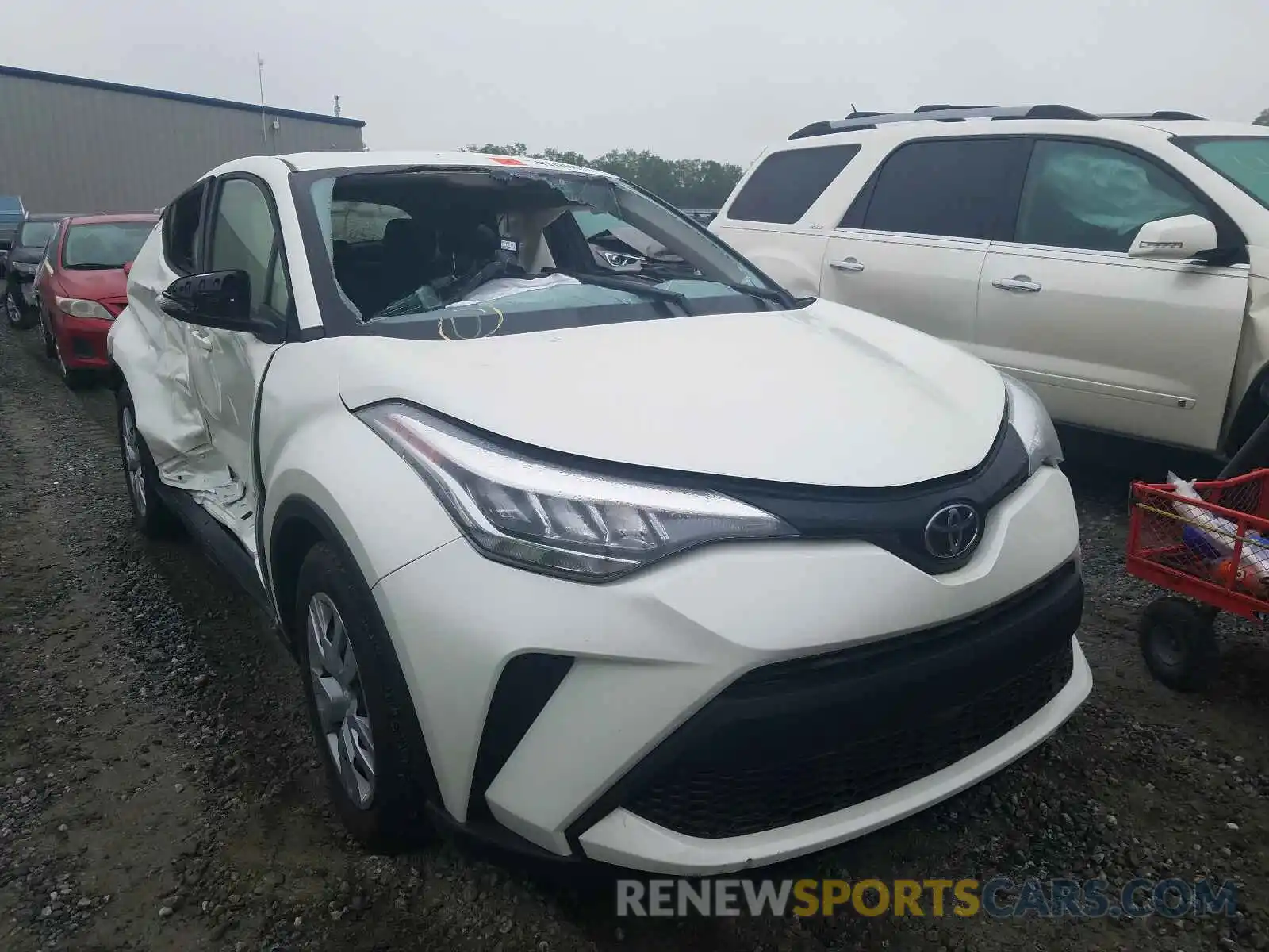 1 Photograph of a damaged car JTNKHMBX4L1092176 TOYOTA C-HR 2020