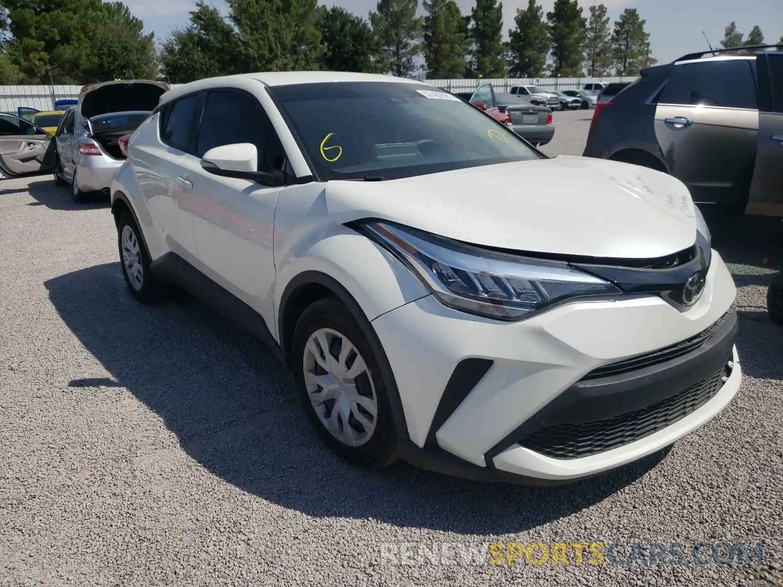 1 Photograph of a damaged car JTNKHMBX4L1093604 TOYOTA C-HR 2020