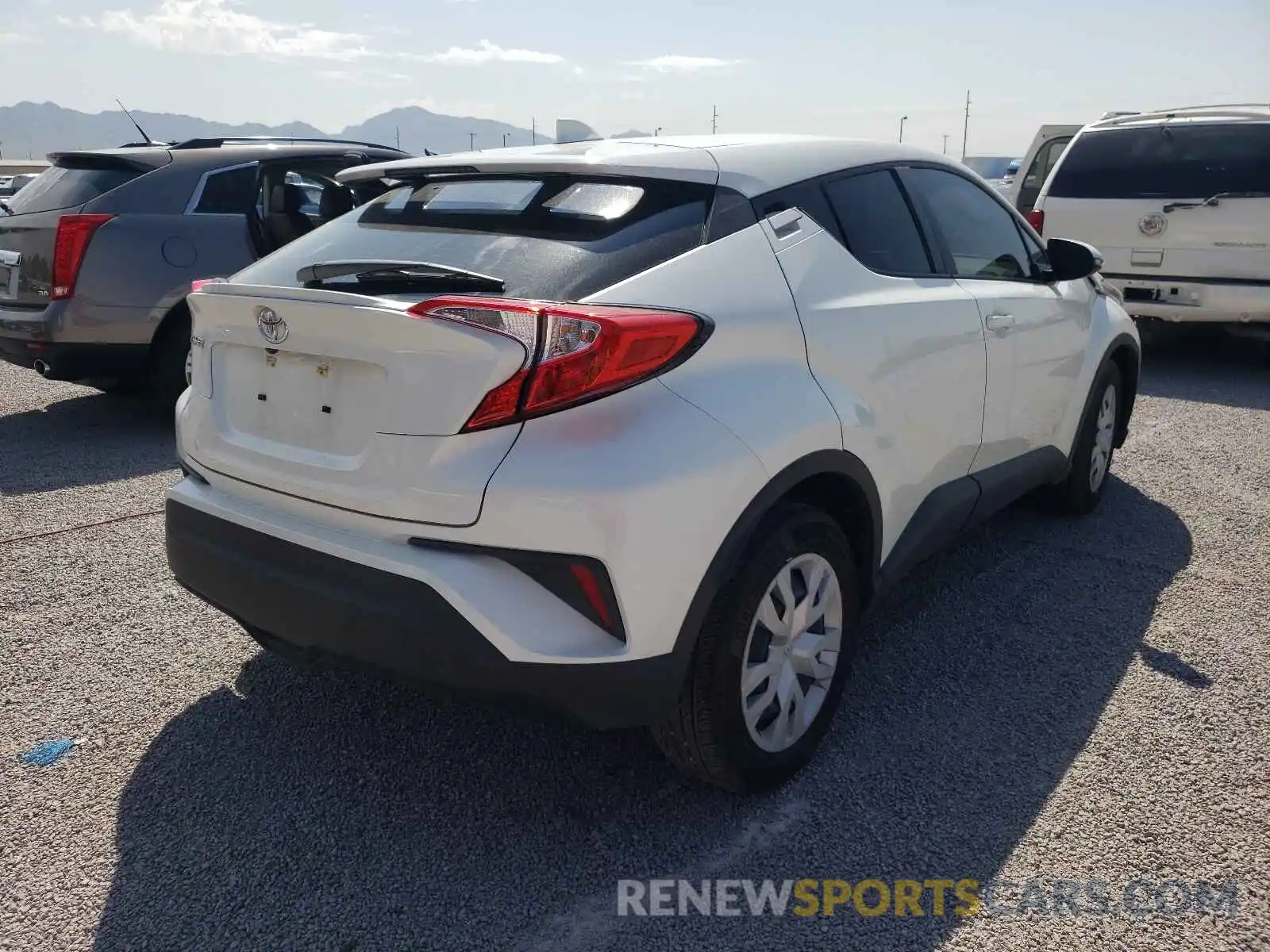 4 Photograph of a damaged car JTNKHMBX4L1093604 TOYOTA C-HR 2020