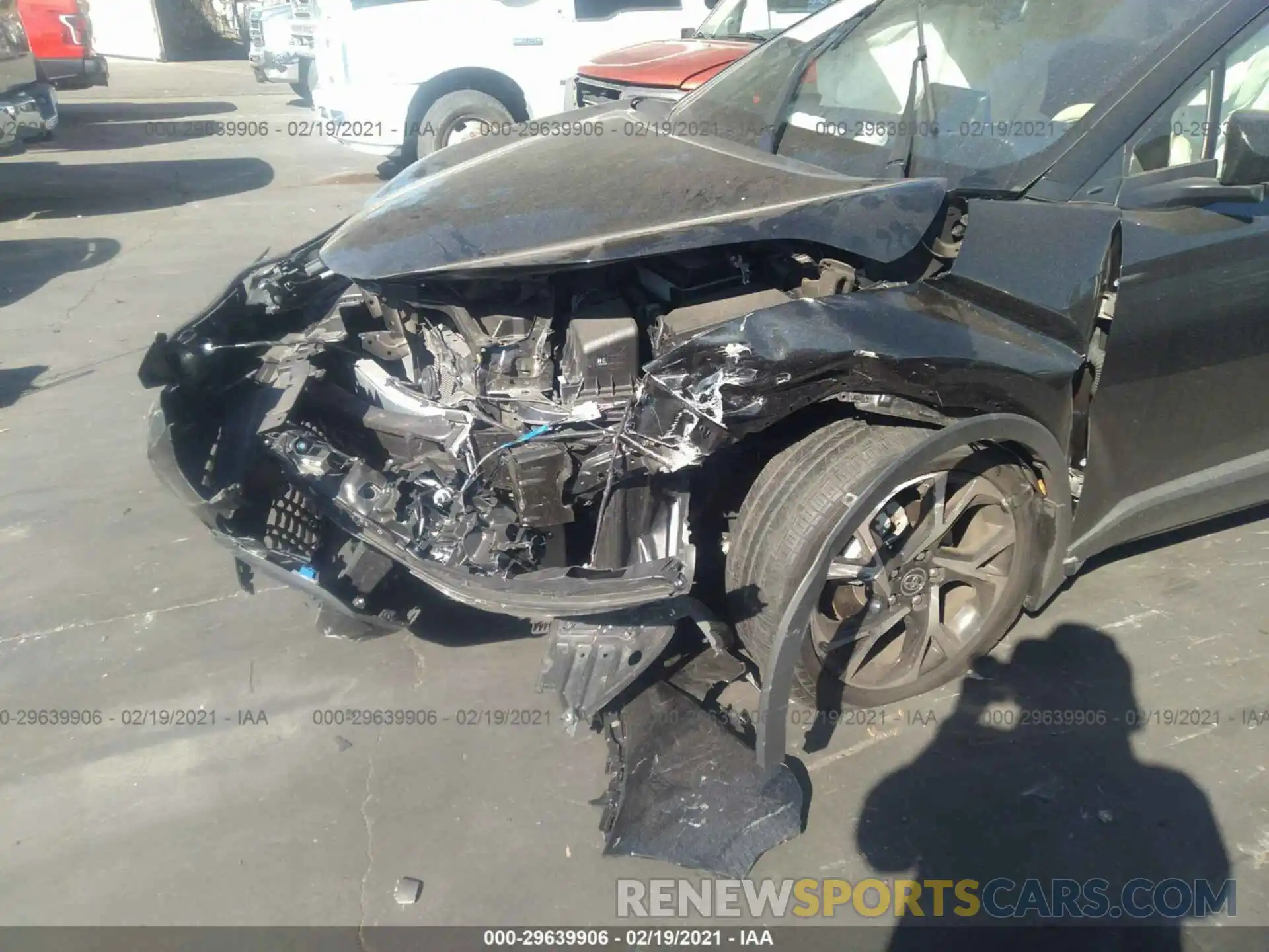 6 Фотография поврежденного автомобиля JTNKHMBX5L1063589 TOYOTA C-HR 2020