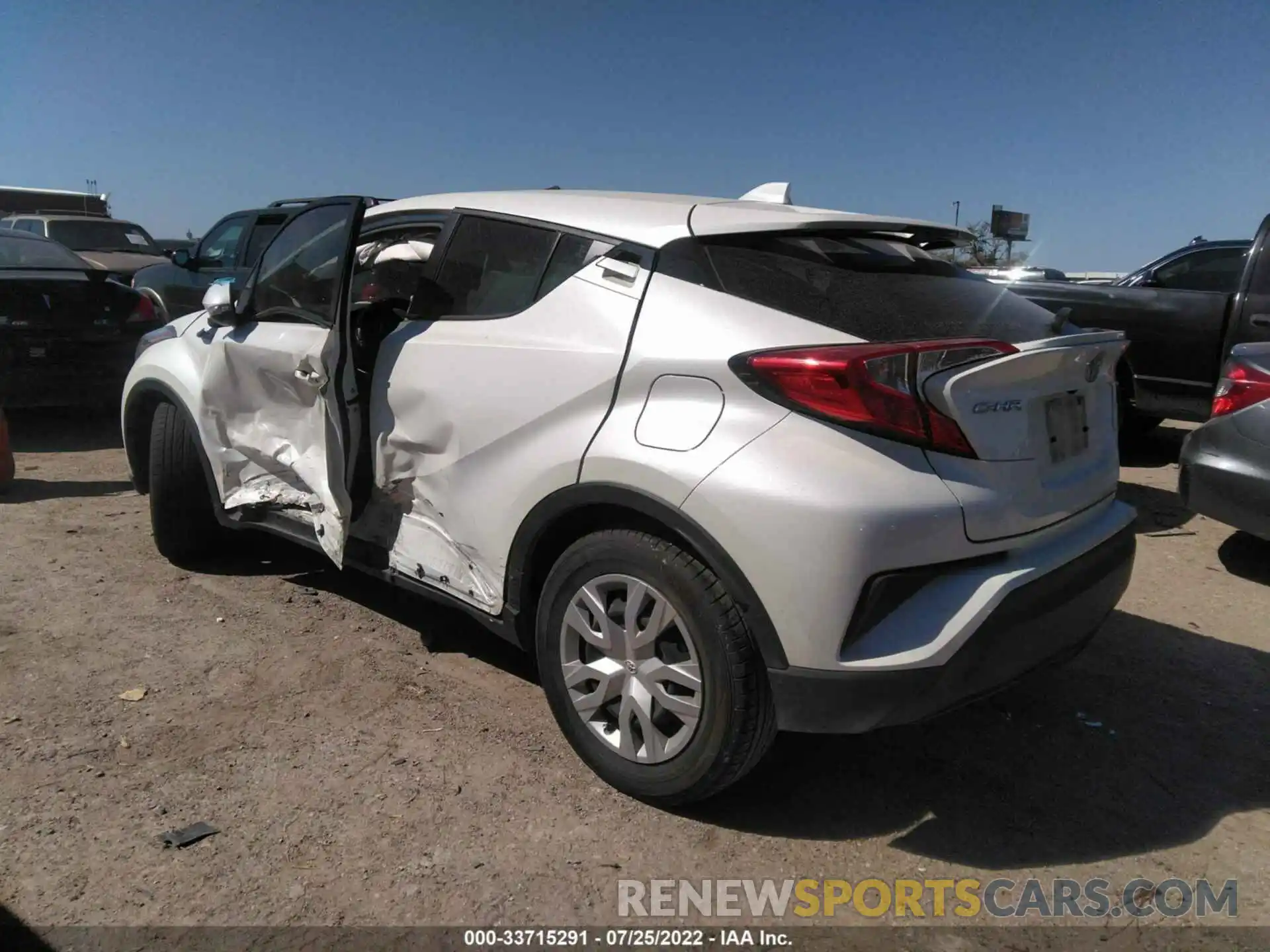 3 Photograph of a damaged car JTNKHMBX5L1070381 TOYOTA C-HR 2020