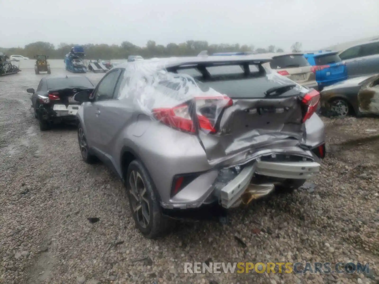 3 Photograph of a damaged car JTNKHMBX5L1071627 TOYOTA C-HR 2020