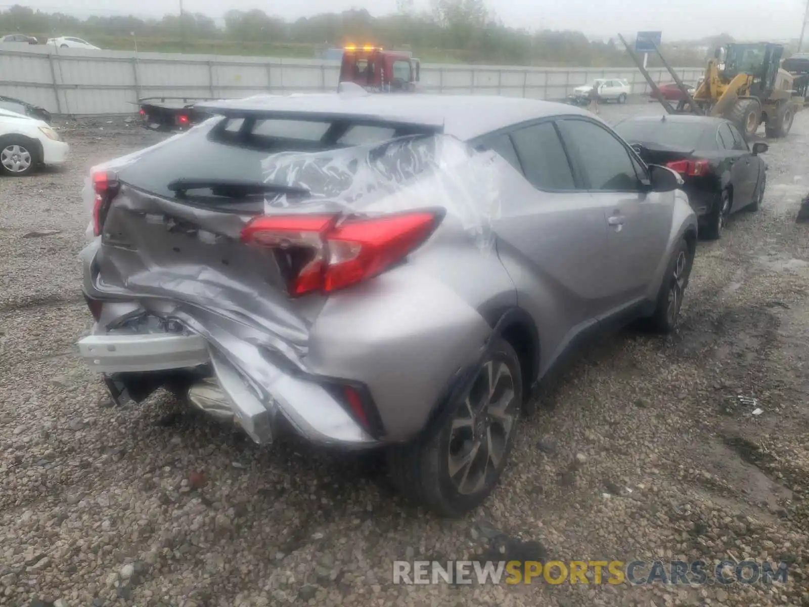 4 Photograph of a damaged car JTNKHMBX5L1071627 TOYOTA C-HR 2020