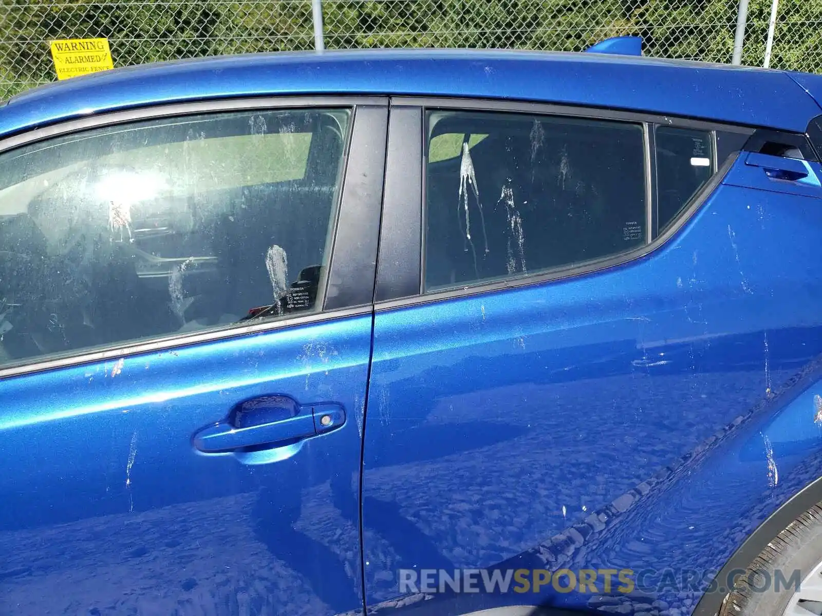 9 Photograph of a damaged car JTNKHMBX5L1073538 TOYOTA C-HR 2020