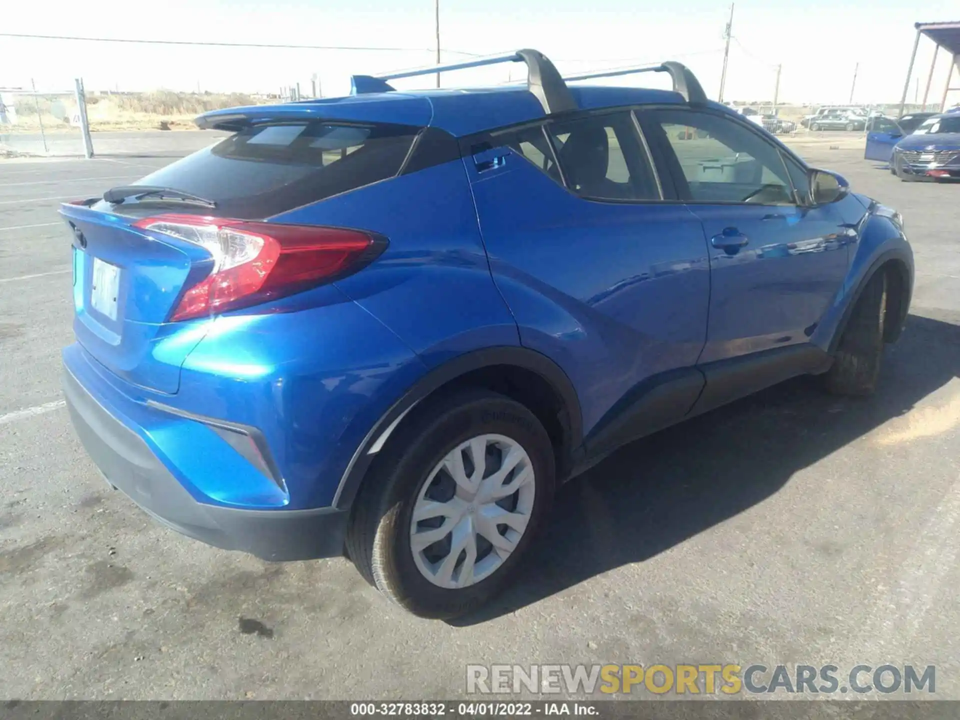 4 Photograph of a damaged car JTNKHMBX5L1073815 TOYOTA C-HR 2020