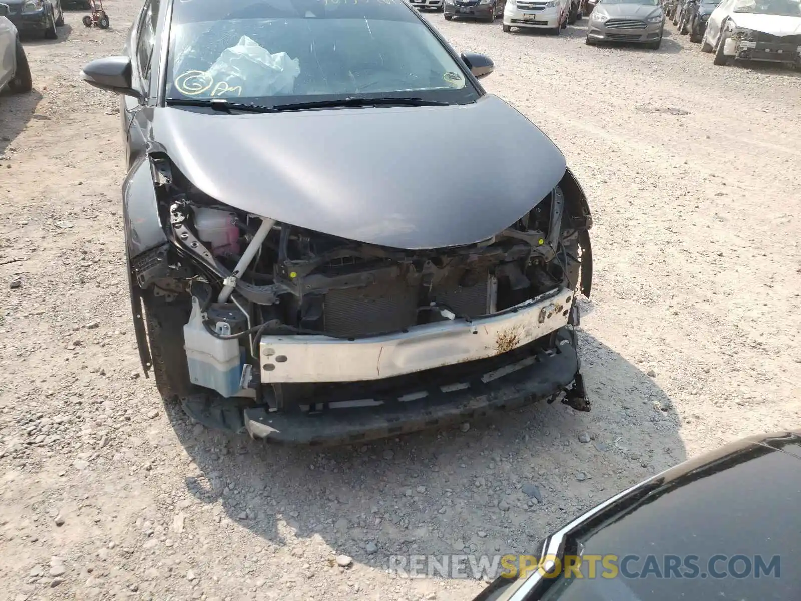 9 Photograph of a damaged car JTNKHMBX5L1074771 TOYOTA C-HR 2020