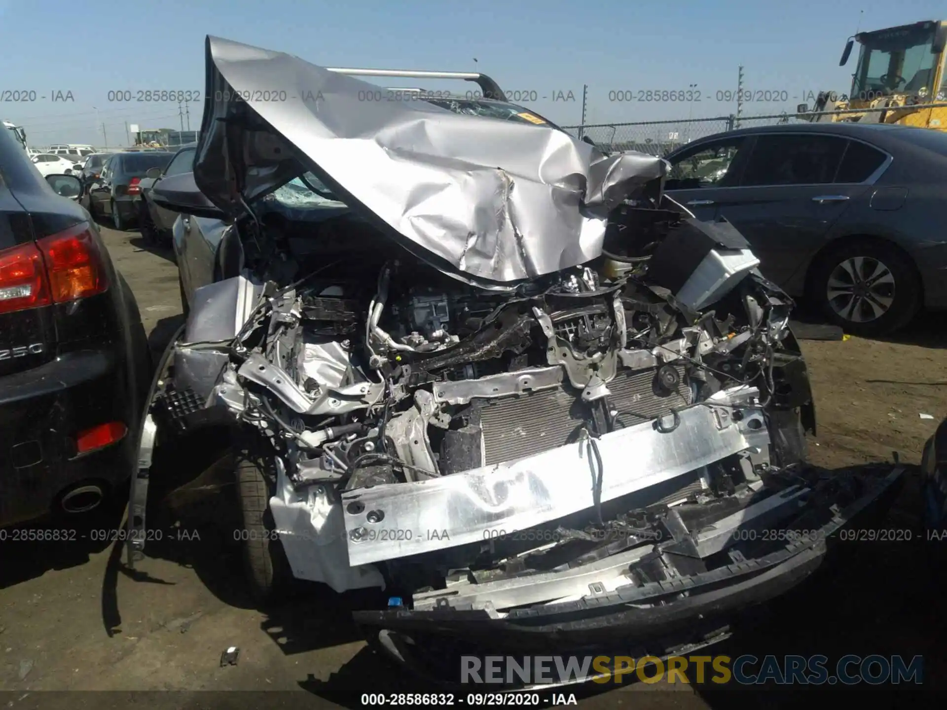 1 Photograph of a damaged car JTNKHMBX5L1075452 TOYOTA C-HR 2020