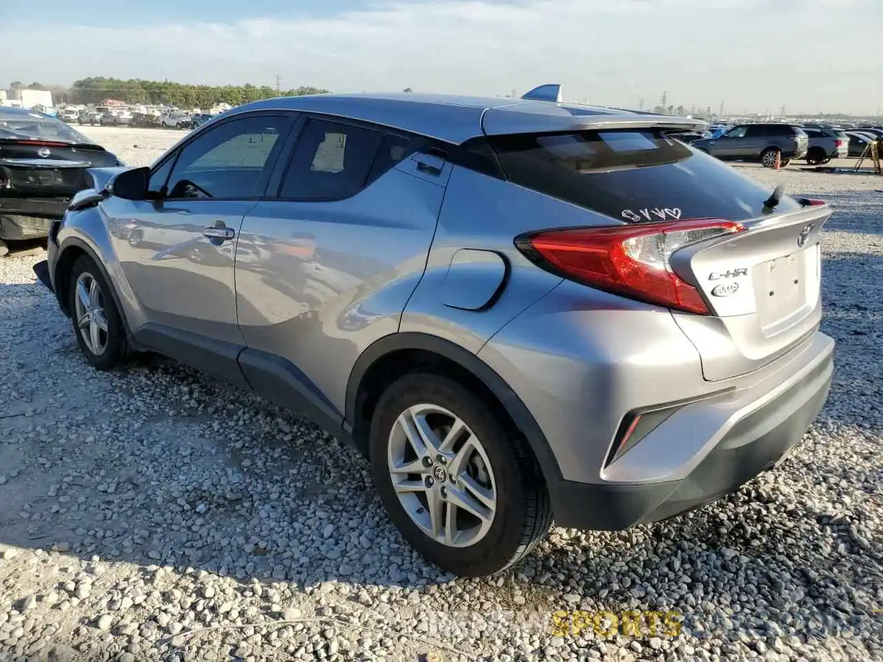 2 Photograph of a damaged car JTNKHMBX5L1081588 TOYOTA C-HR 2020