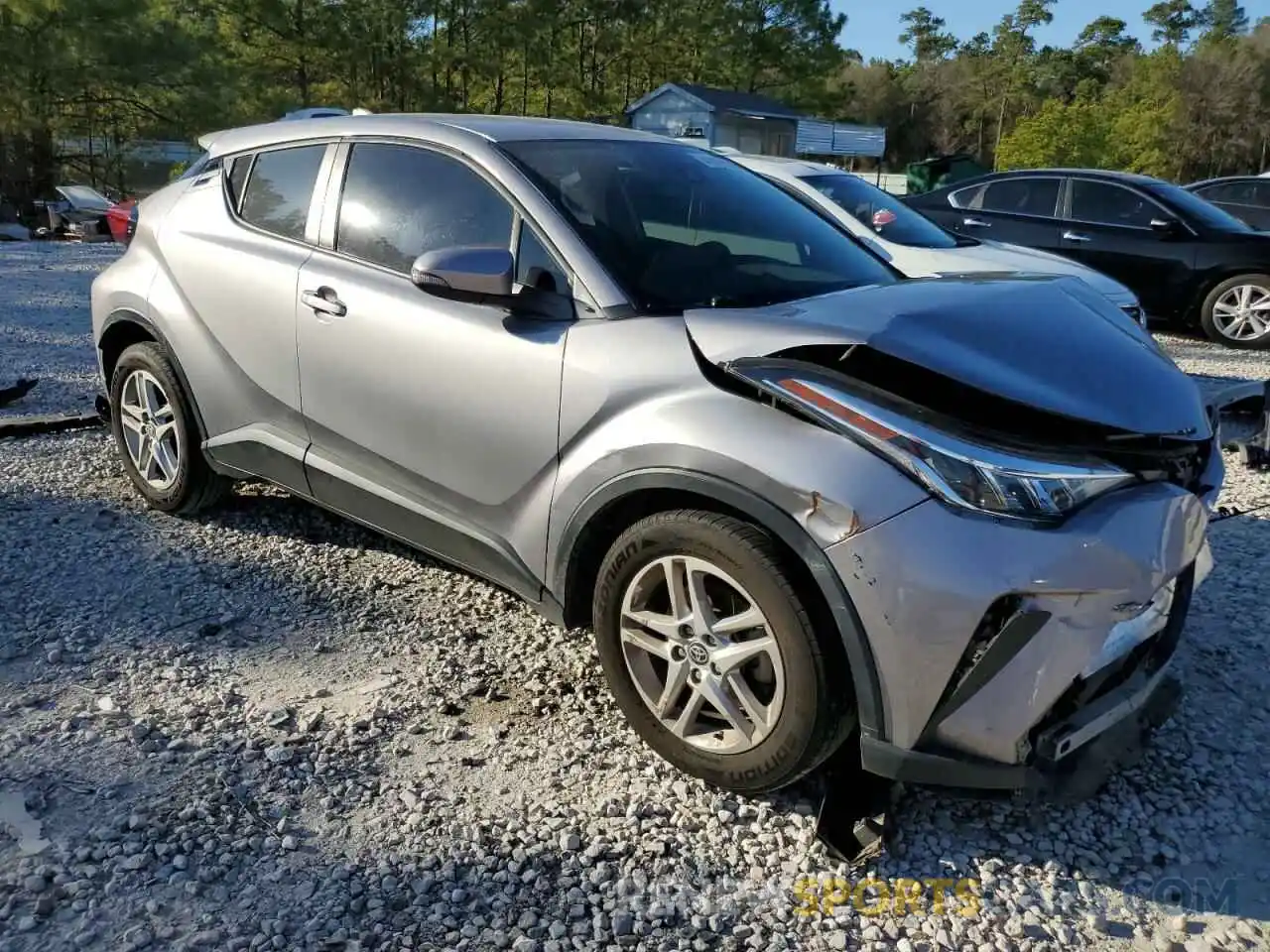 4 Photograph of a damaged car JTNKHMBX5L1081588 TOYOTA C-HR 2020