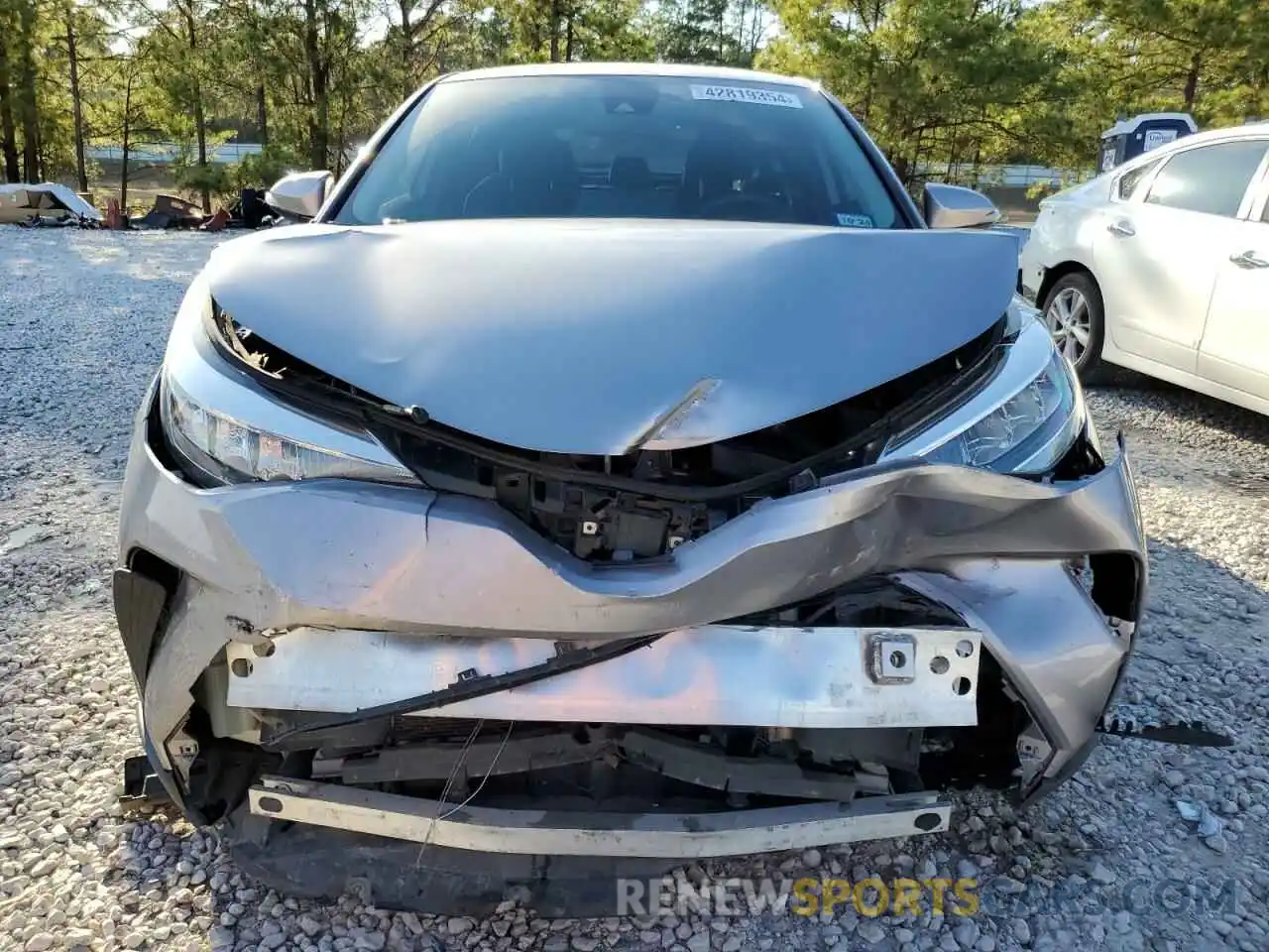 5 Photograph of a damaged car JTNKHMBX5L1081588 TOYOTA C-HR 2020