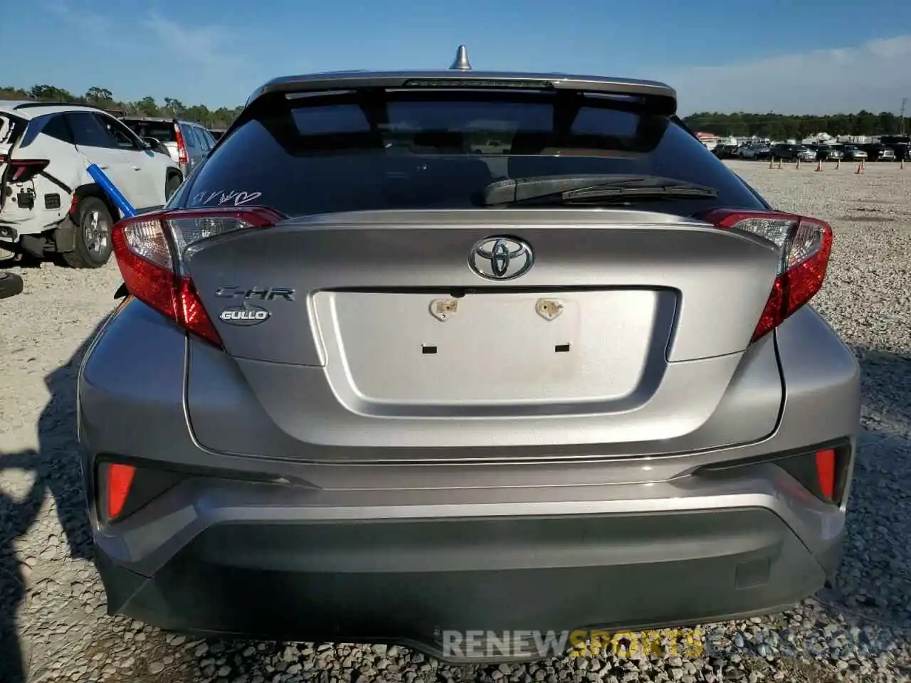 6 Photograph of a damaged car JTNKHMBX5L1081588 TOYOTA C-HR 2020