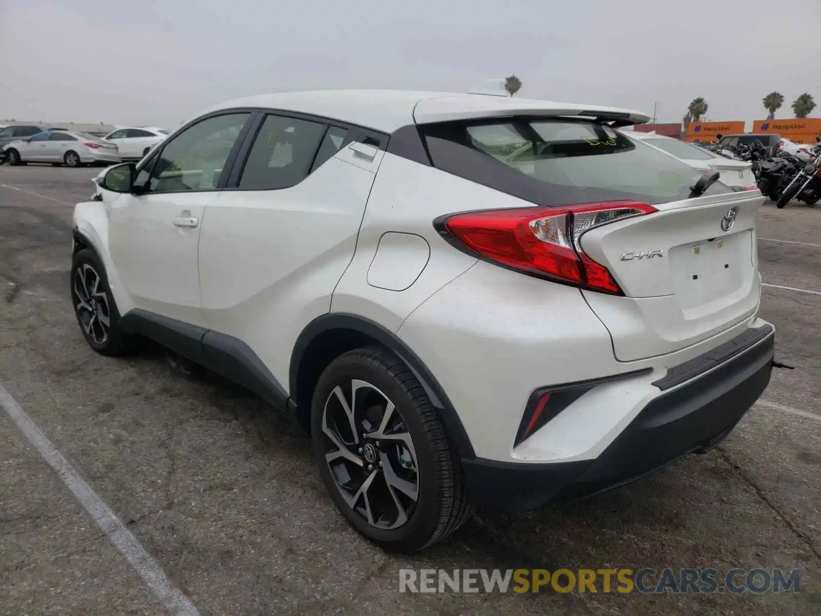 3 Photograph of a damaged car JTNKHMBX5L1082563 TOYOTA C-HR 2020