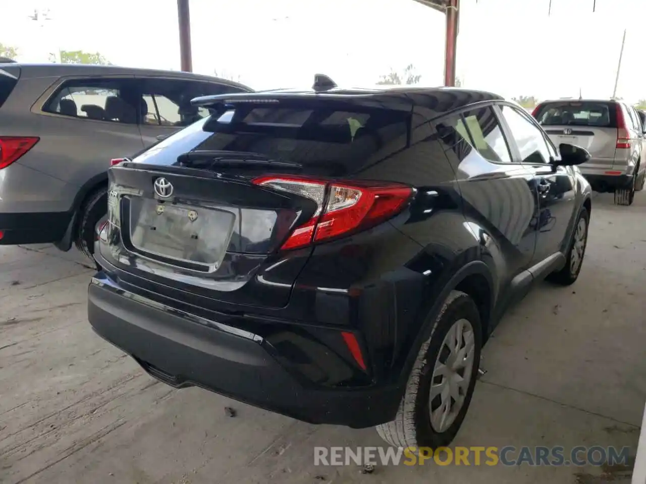 4 Photograph of a damaged car JTNKHMBX5L1089951 TOYOTA C-HR 2020