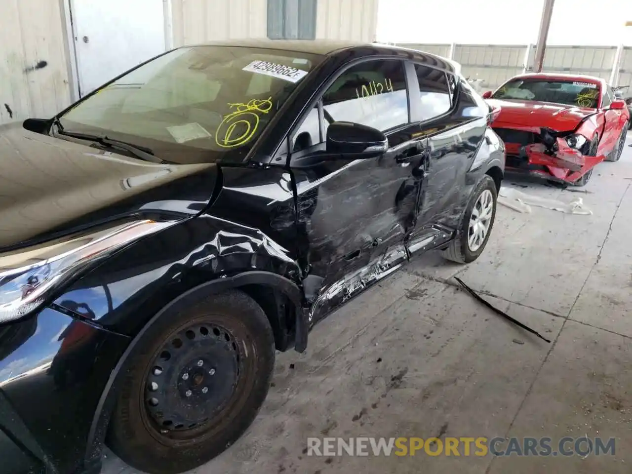 9 Photograph of a damaged car JTNKHMBX5L1089951 TOYOTA C-HR 2020