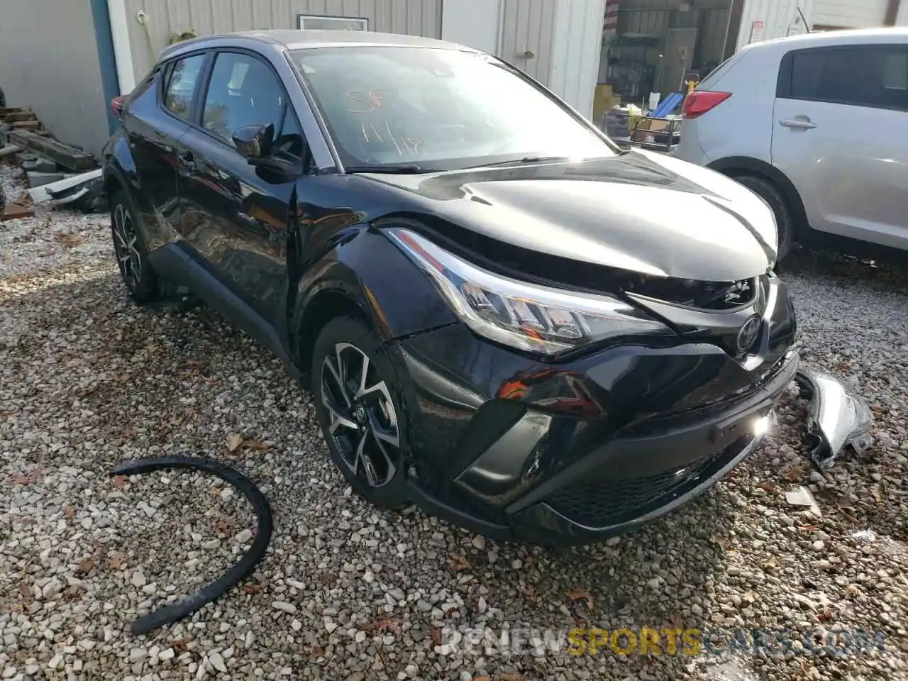 1 Photograph of a damaged car JTNKHMBX5L1093997 TOYOTA C-HR 2020