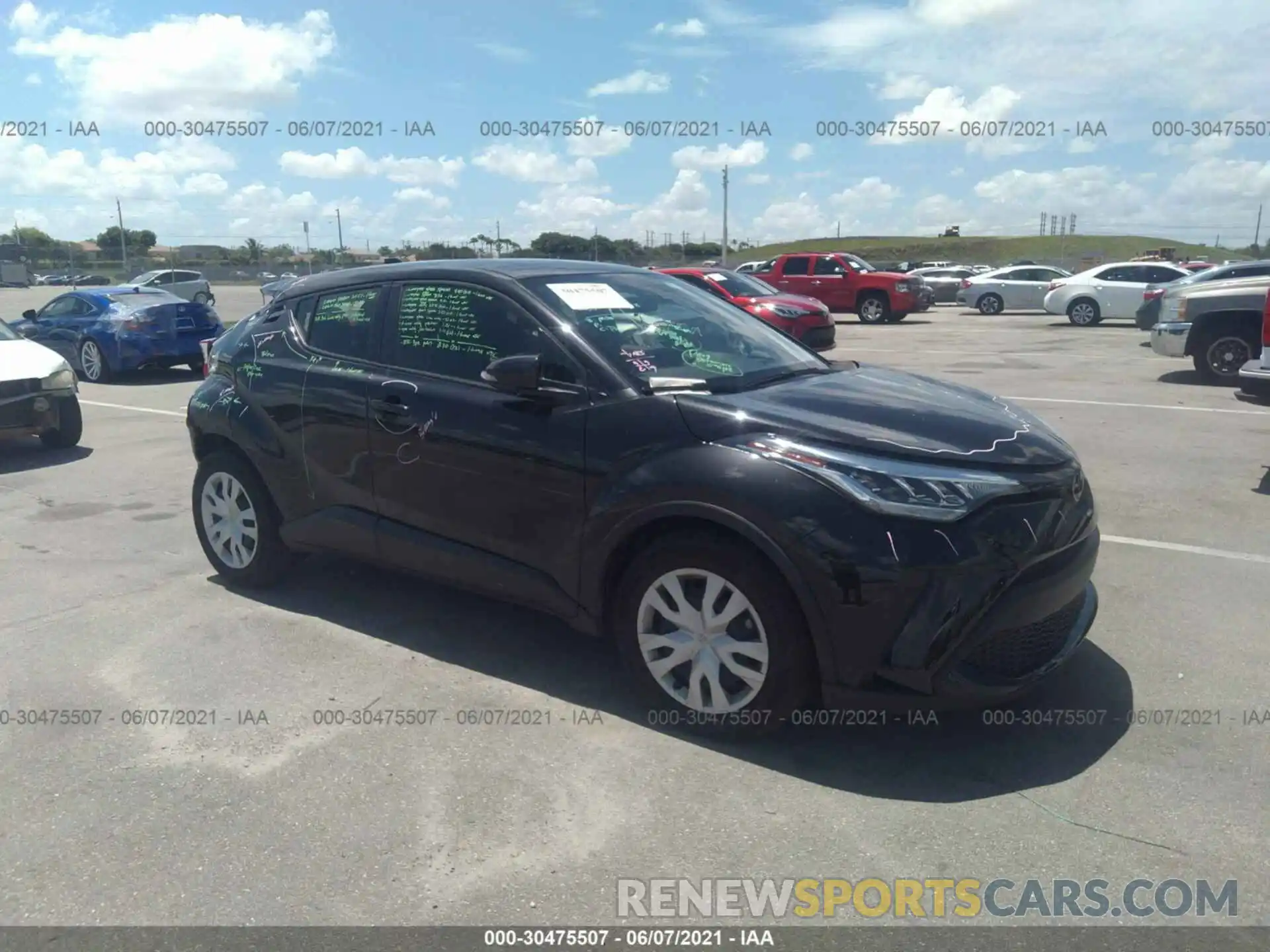 1 Photograph of a damaged car JTNKHMBX5L1094034 TOYOTA C-HR 2020