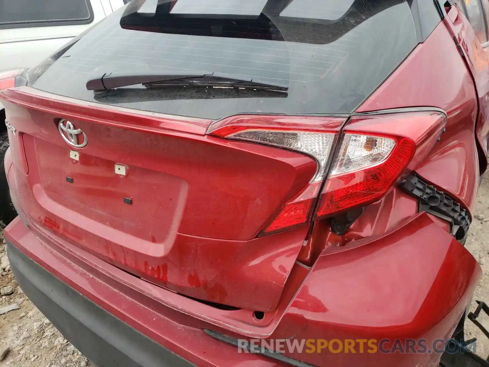 9 Photograph of a damaged car JTNKHMBX5L1094342 TOYOTA C-HR 2020