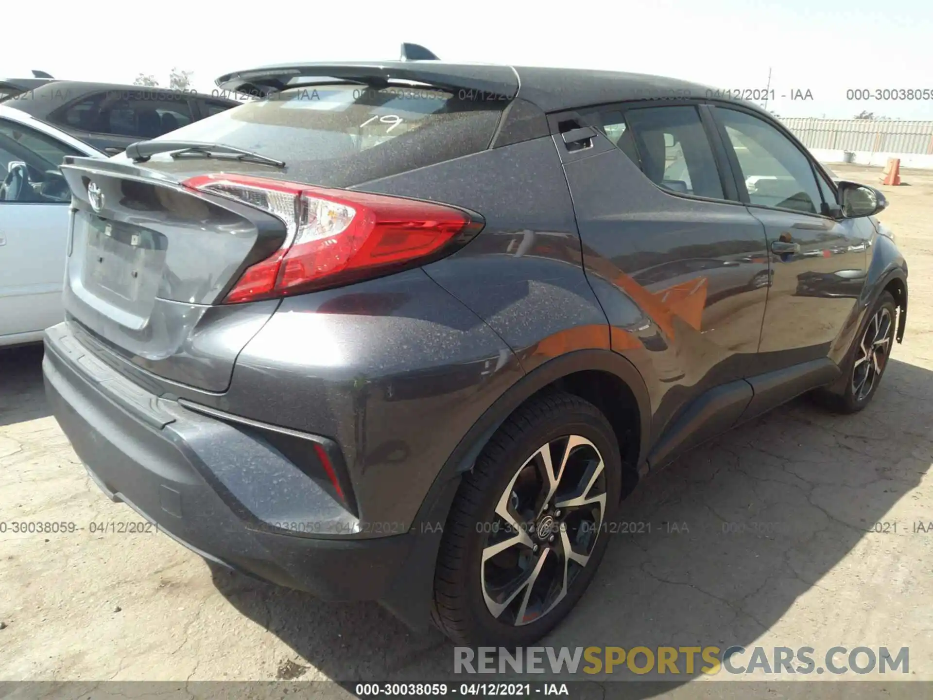 4 Photograph of a damaged car JTNKHMBX5L1094373 TOYOTA C-HR 2020