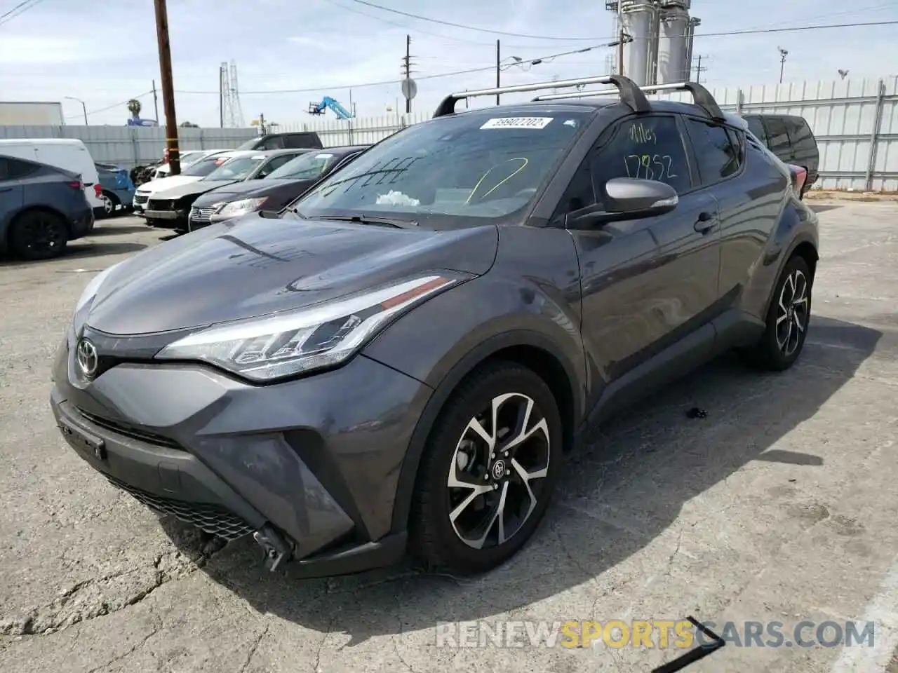 2 Photograph of a damaged car JTNKHMBX6L1066792 TOYOTA C-HR 2020