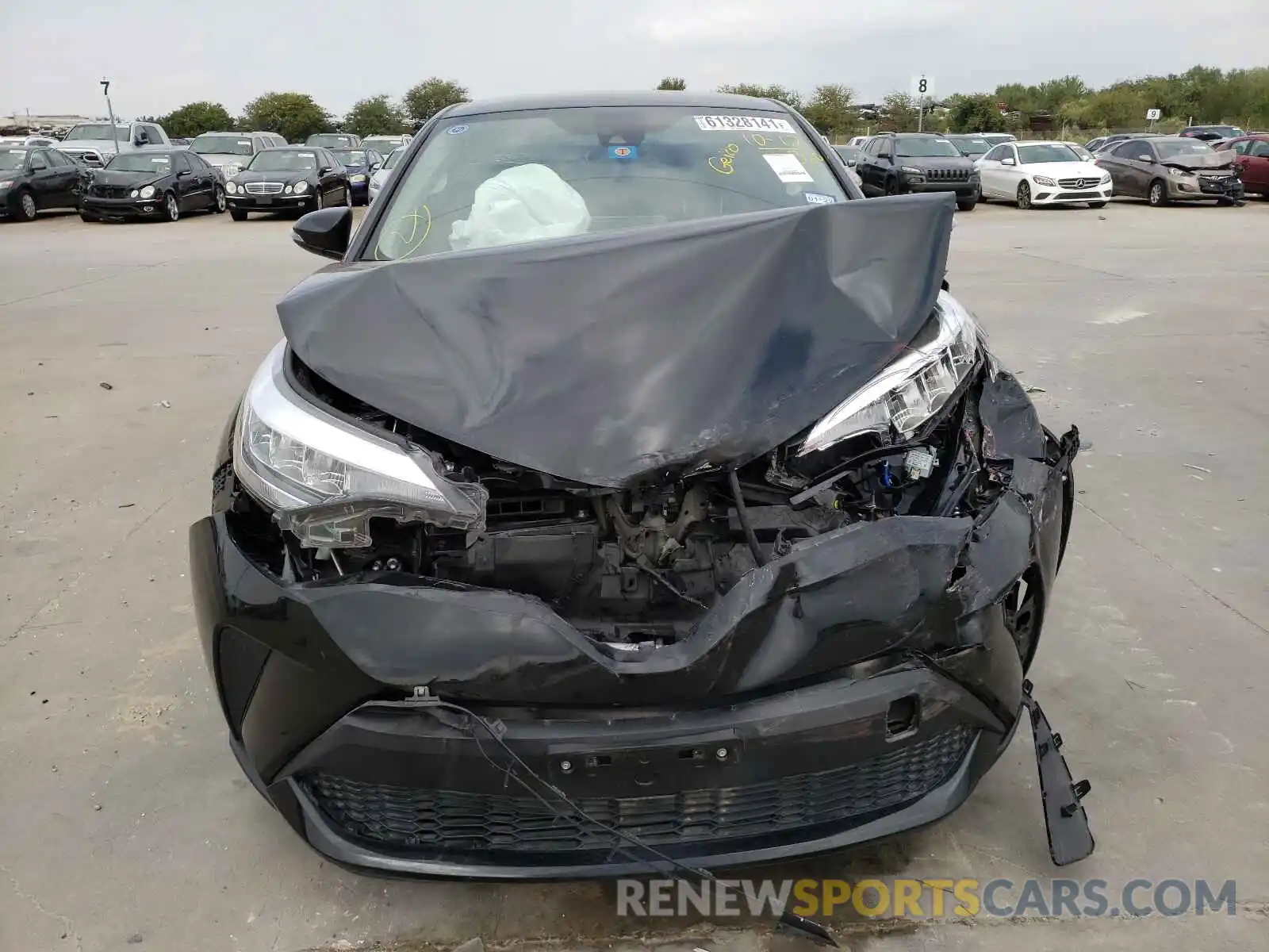 9 Photograph of a damaged car JTNKHMBX6L1068476 TOYOTA C-HR 2020