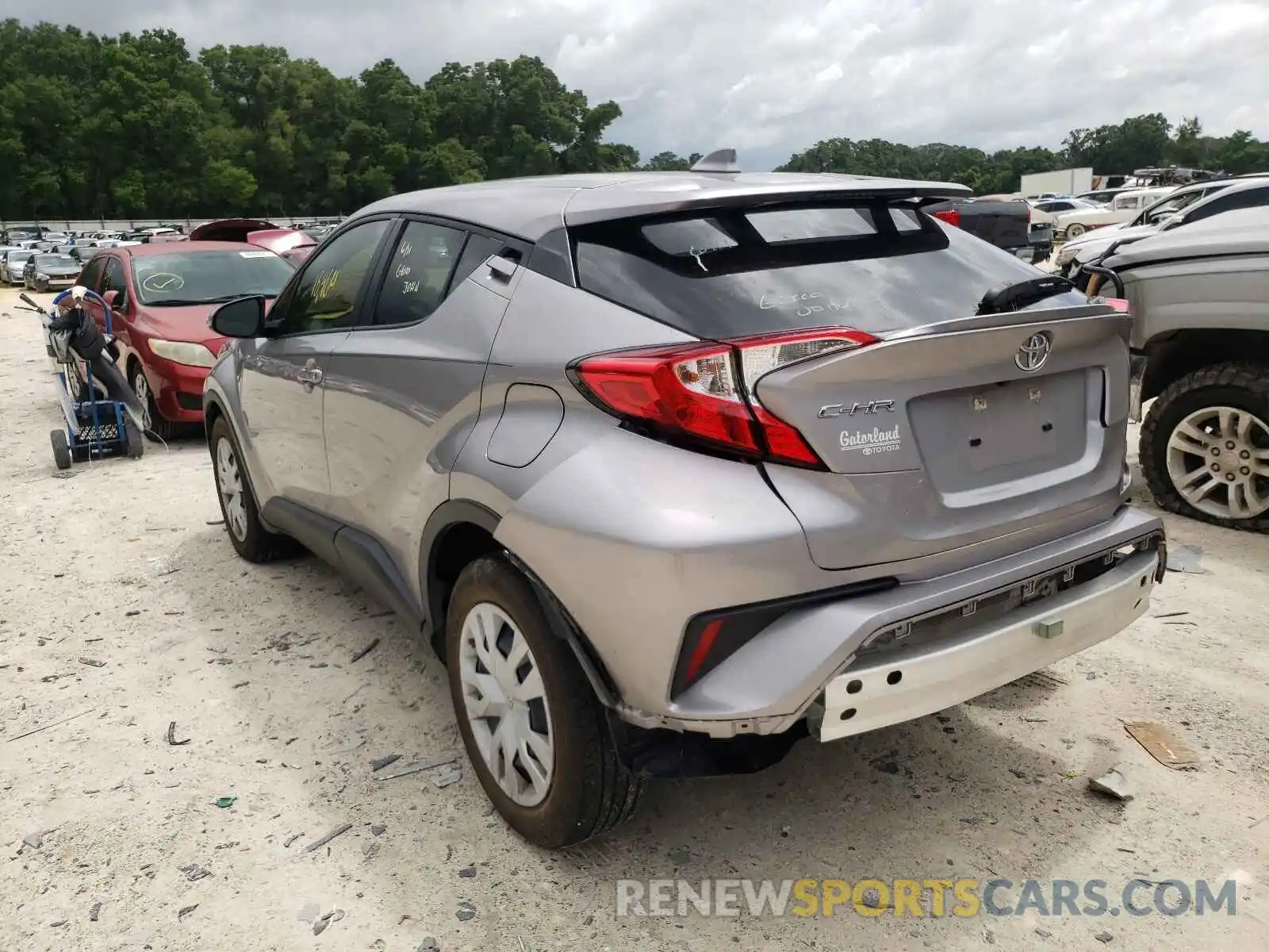 3 Photograph of a damaged car JTNKHMBX6L1070177 TOYOTA C-HR 2020