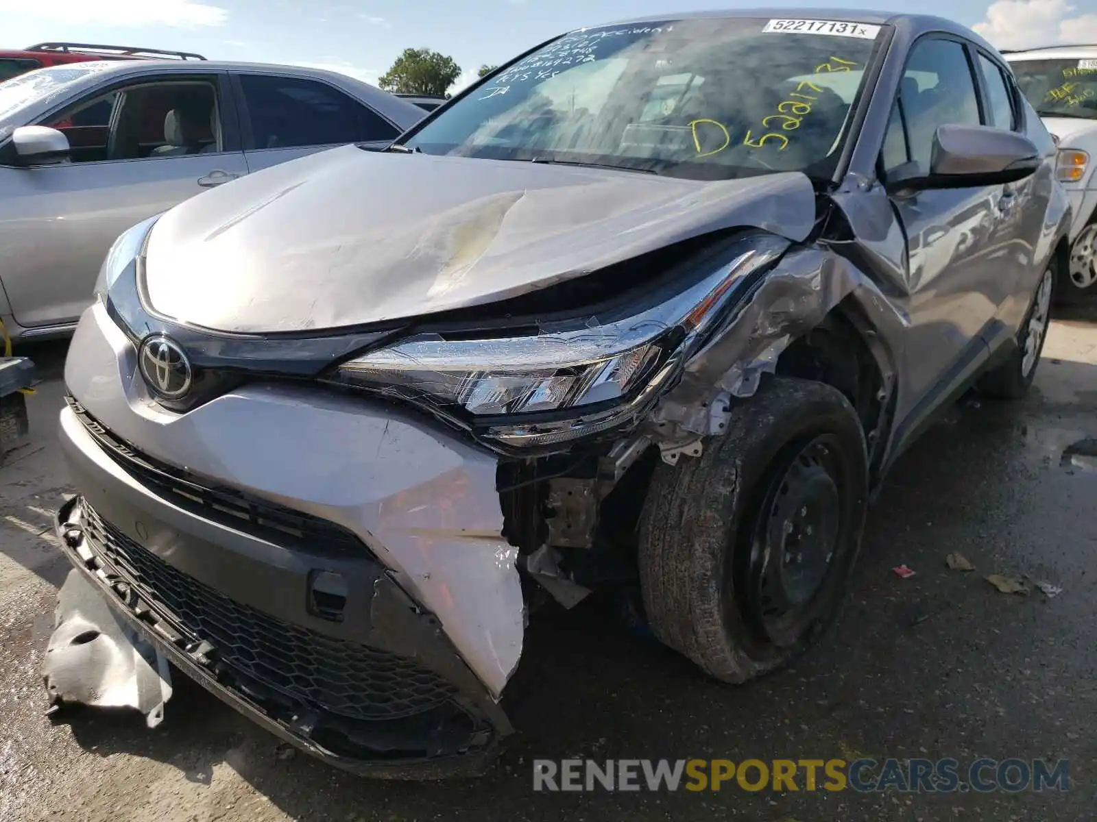 2 Photograph of a damaged car JTNKHMBX6L1070843 TOYOTA C-HR 2020