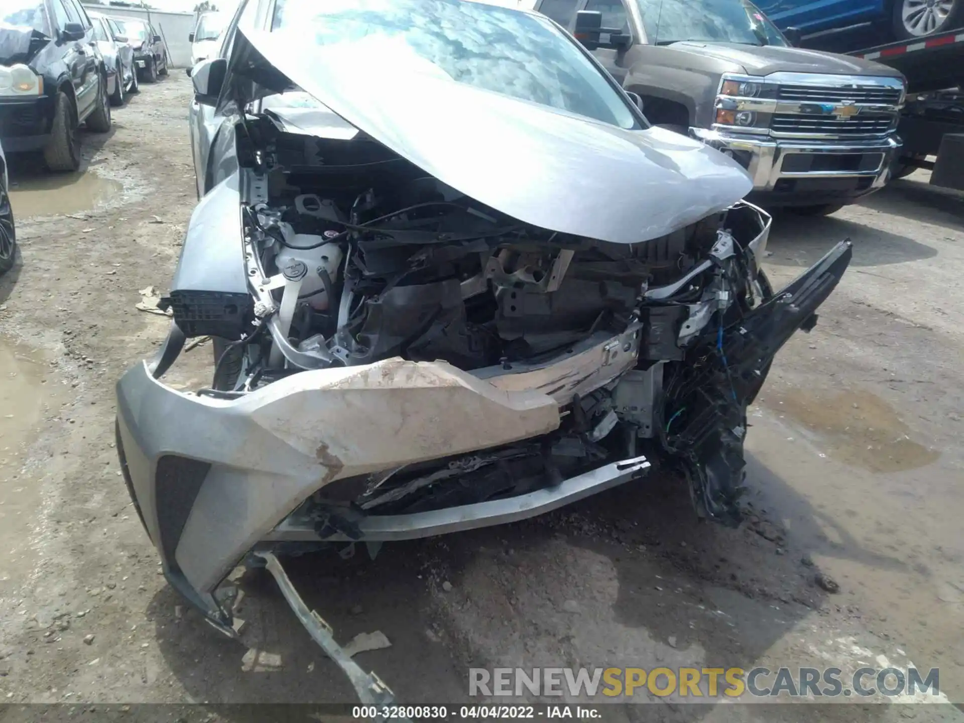 6 Photograph of a damaged car JTNKHMBX6L1073368 TOYOTA C-HR 2020