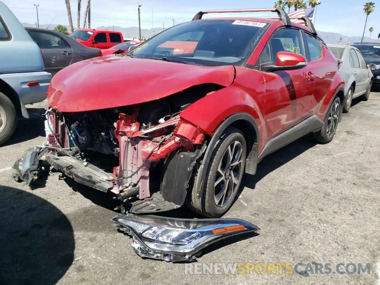 2 Photograph of a damaged car JTNKHMBX6L1075802 TOYOTA C-HR 2020