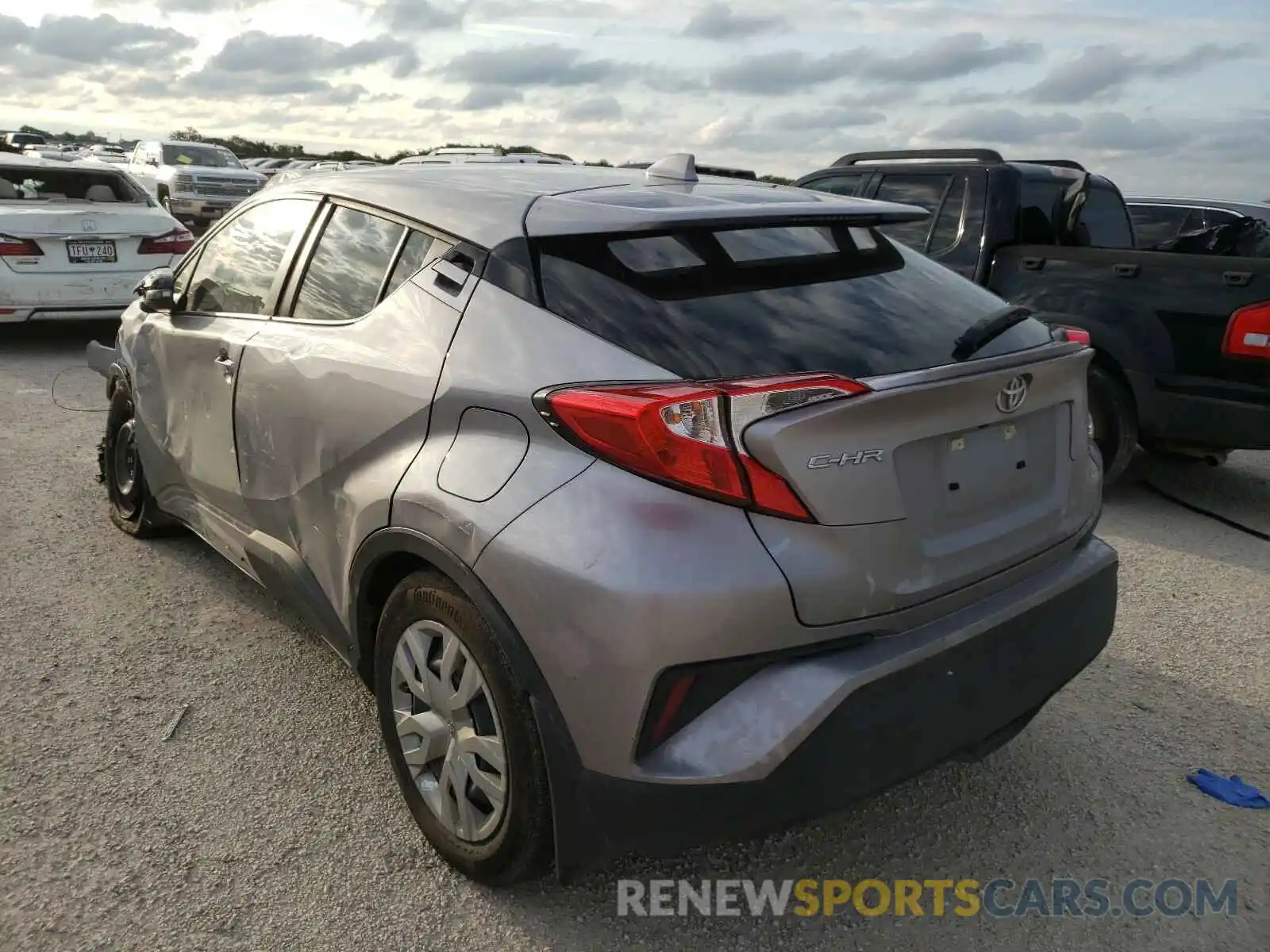 3 Photograph of a damaged car JTNKHMBX6L1078621 TOYOTA C-HR 2020