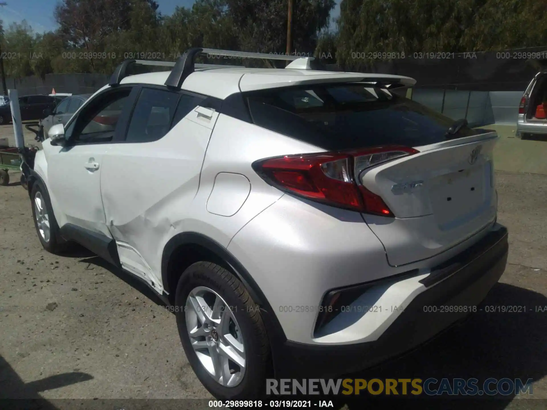 3 Photograph of a damaged car JTNKHMBX6L1079784 TOYOTA C-HR 2020