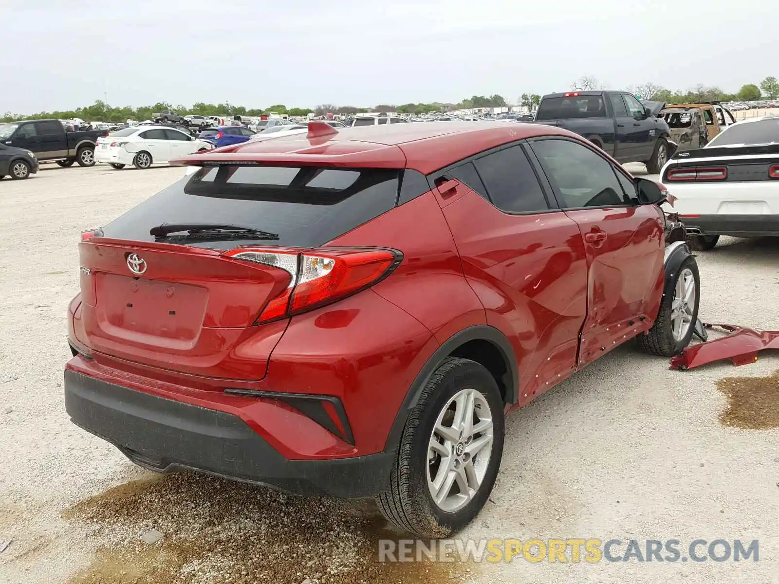 4 Photograph of a damaged car JTNKHMBX6L1081132 TOYOTA C-HR 2020