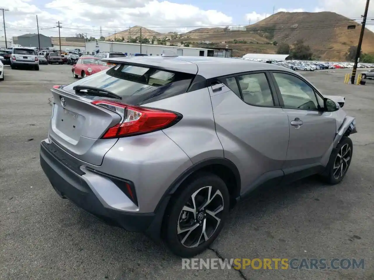 4 Photograph of a damaged car JTNKHMBX6L1081440 TOYOTA C-HR 2020