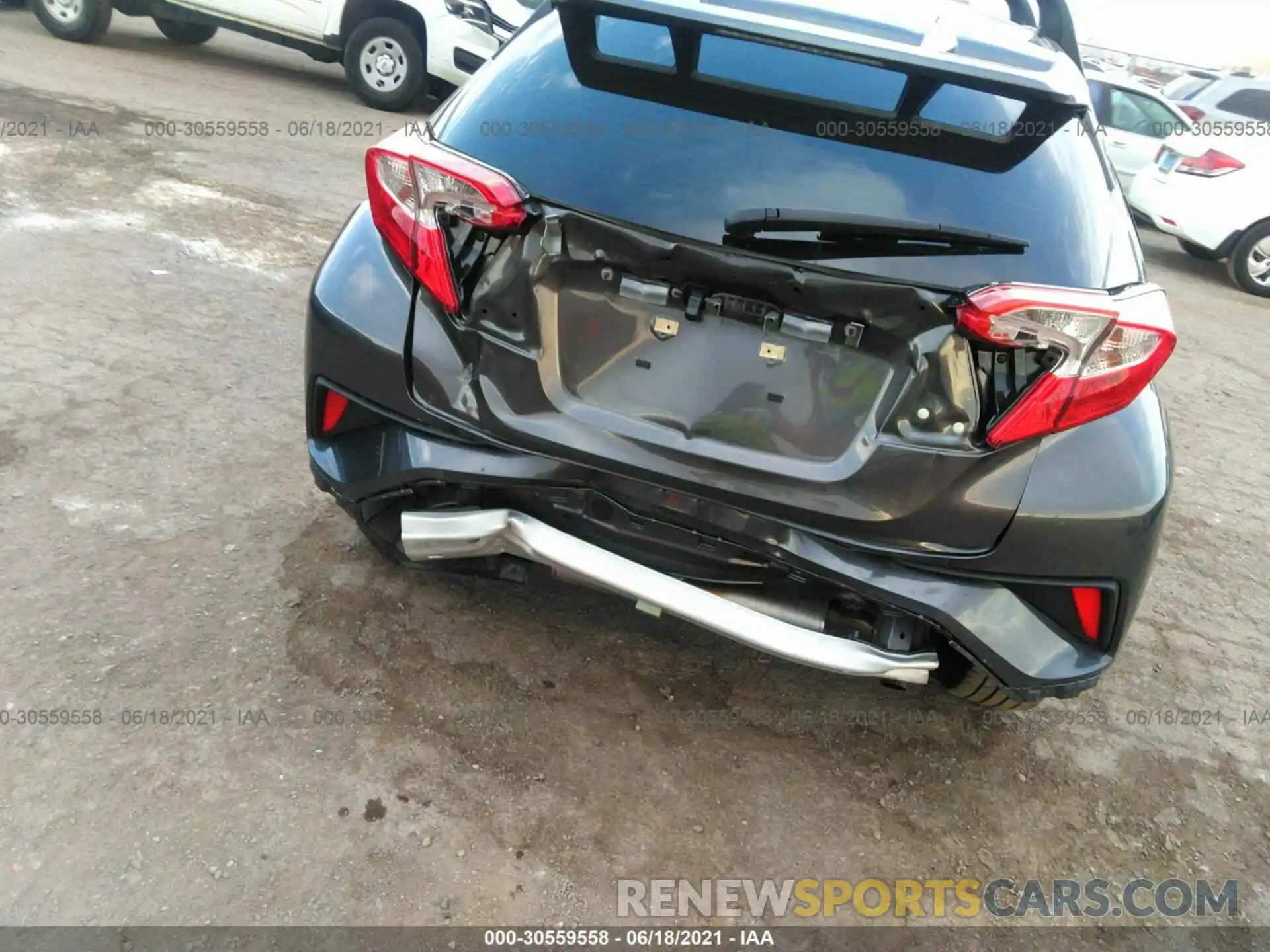 6 Photograph of a damaged car JTNKHMBX6L1082121 TOYOTA C-HR 2020