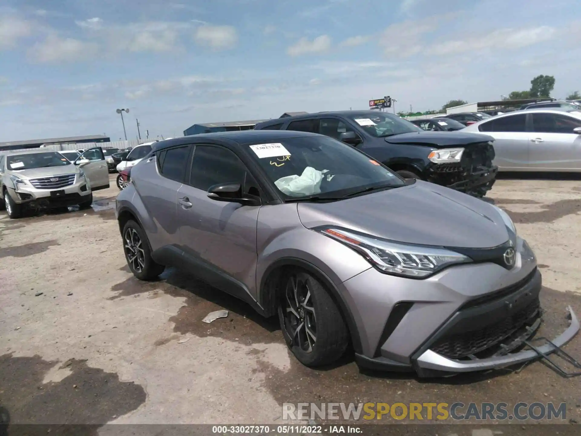 1 Photograph of a damaged car JTNKHMBX6L1087111 TOYOTA C-HR 2020