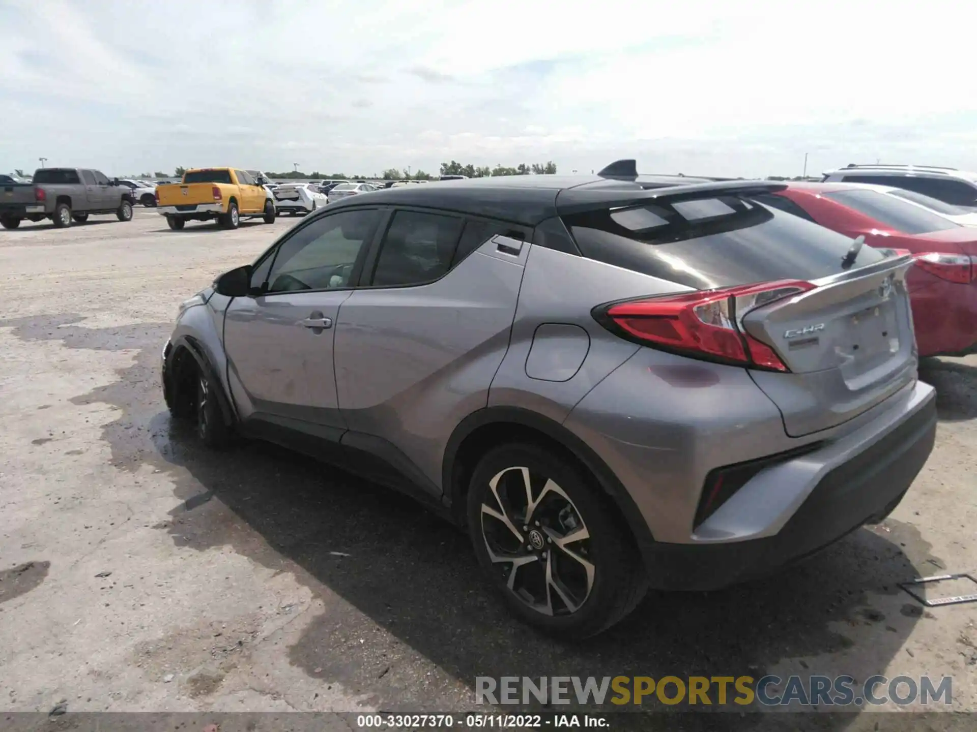 3 Photograph of a damaged car JTNKHMBX6L1087111 TOYOTA C-HR 2020