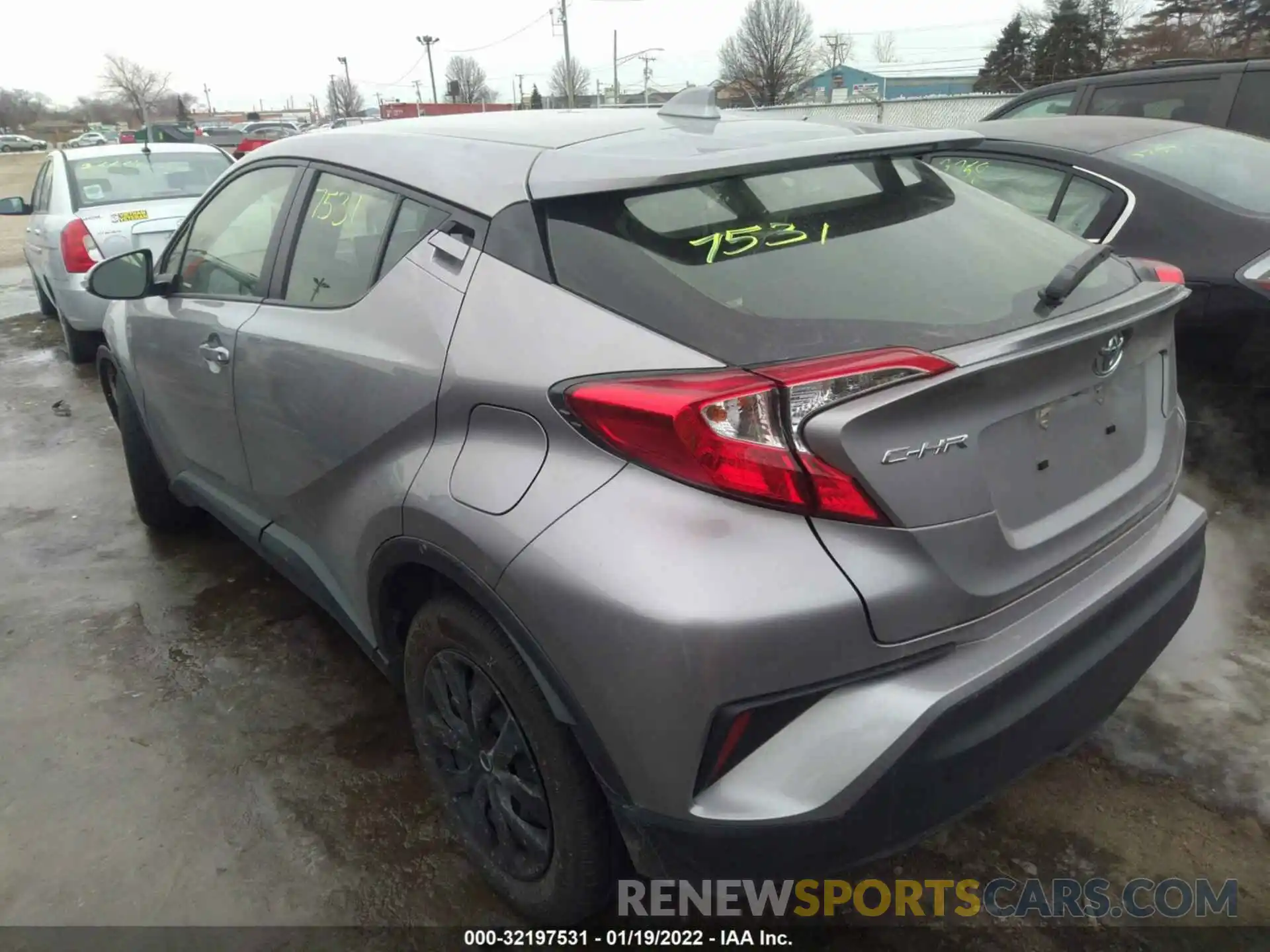 3 Photograph of a damaged car JTNKHMBX6L1089344 TOYOTA C-HR 2020