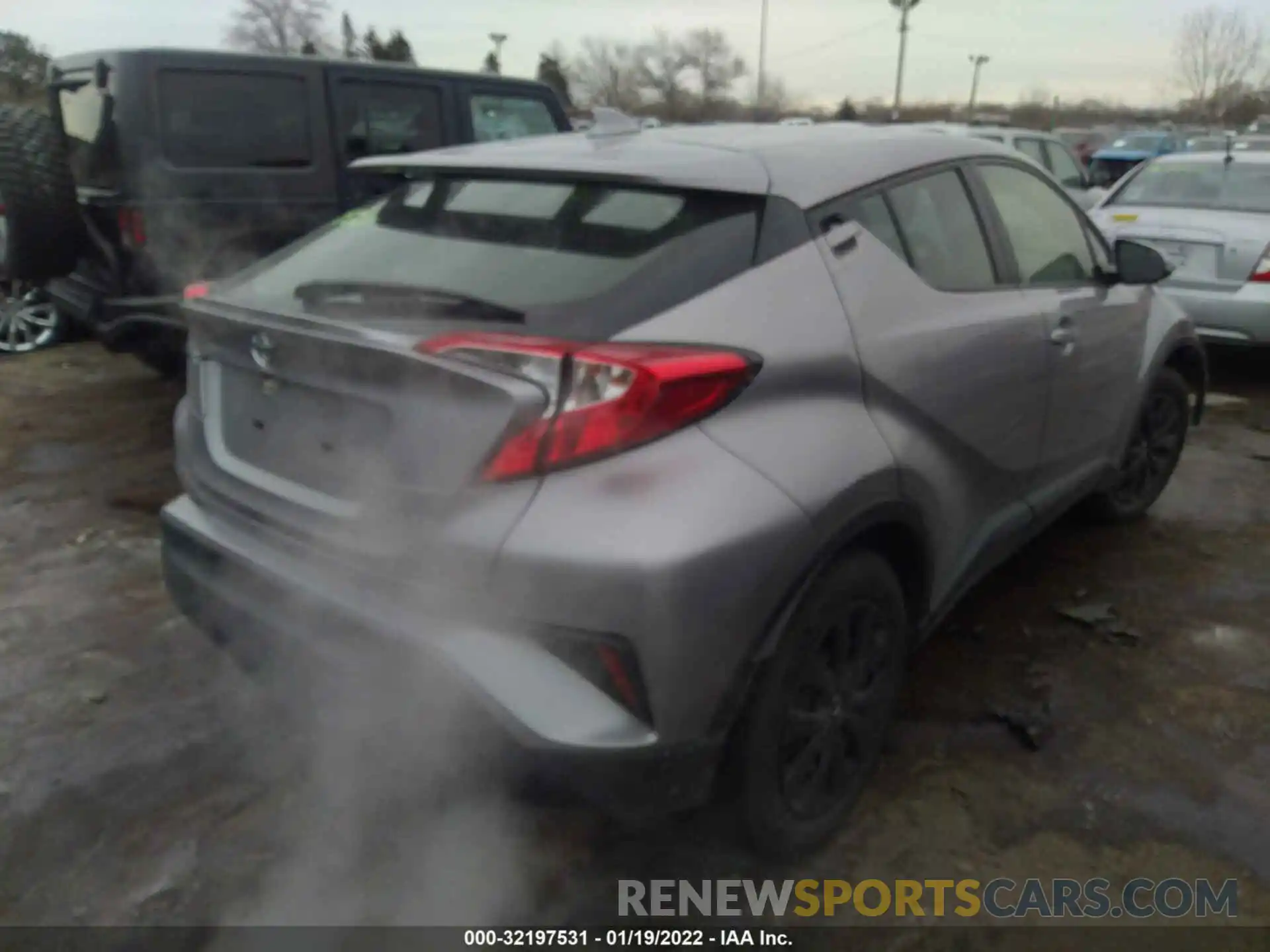 4 Photograph of a damaged car JTNKHMBX6L1089344 TOYOTA C-HR 2020