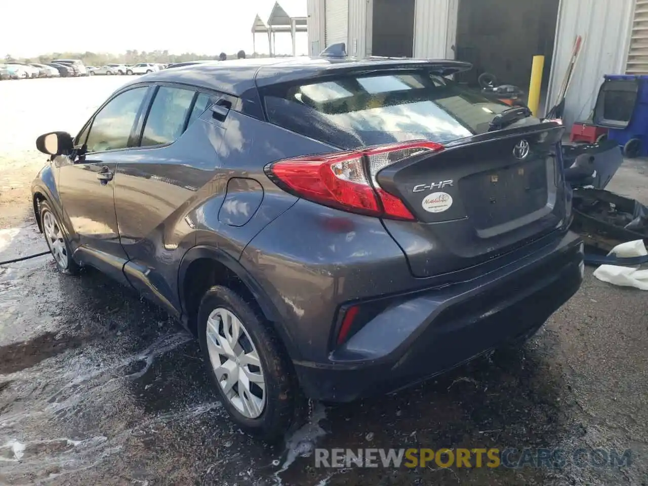 3 Photograph of a damaged car JTNKHMBX6L1090039 TOYOTA C-HR 2020