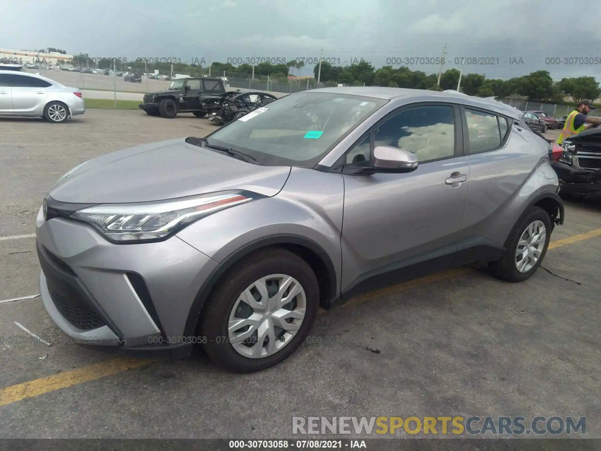 2 Photograph of a damaged car JTNKHMBX6L1090722 TOYOTA C-HR 2020