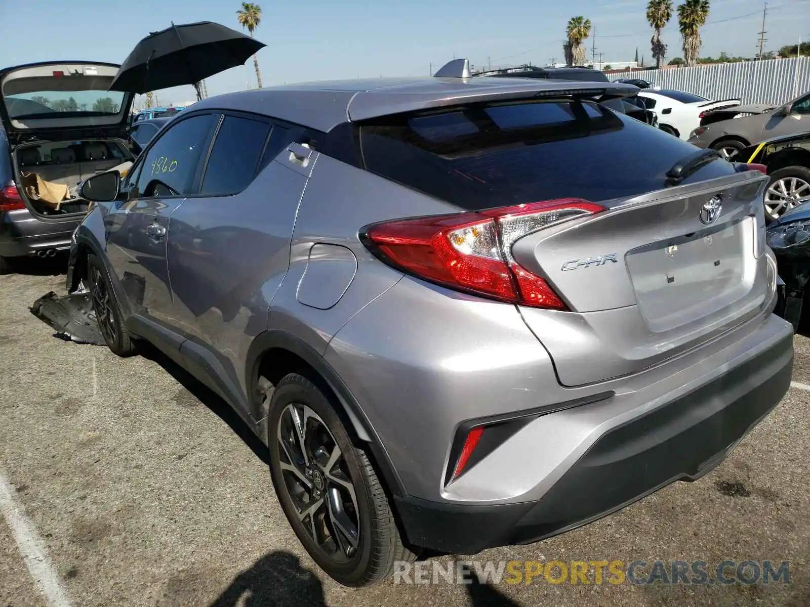 3 Photograph of a damaged car JTNKHMBX6L1091708 TOYOTA C-HR 2020