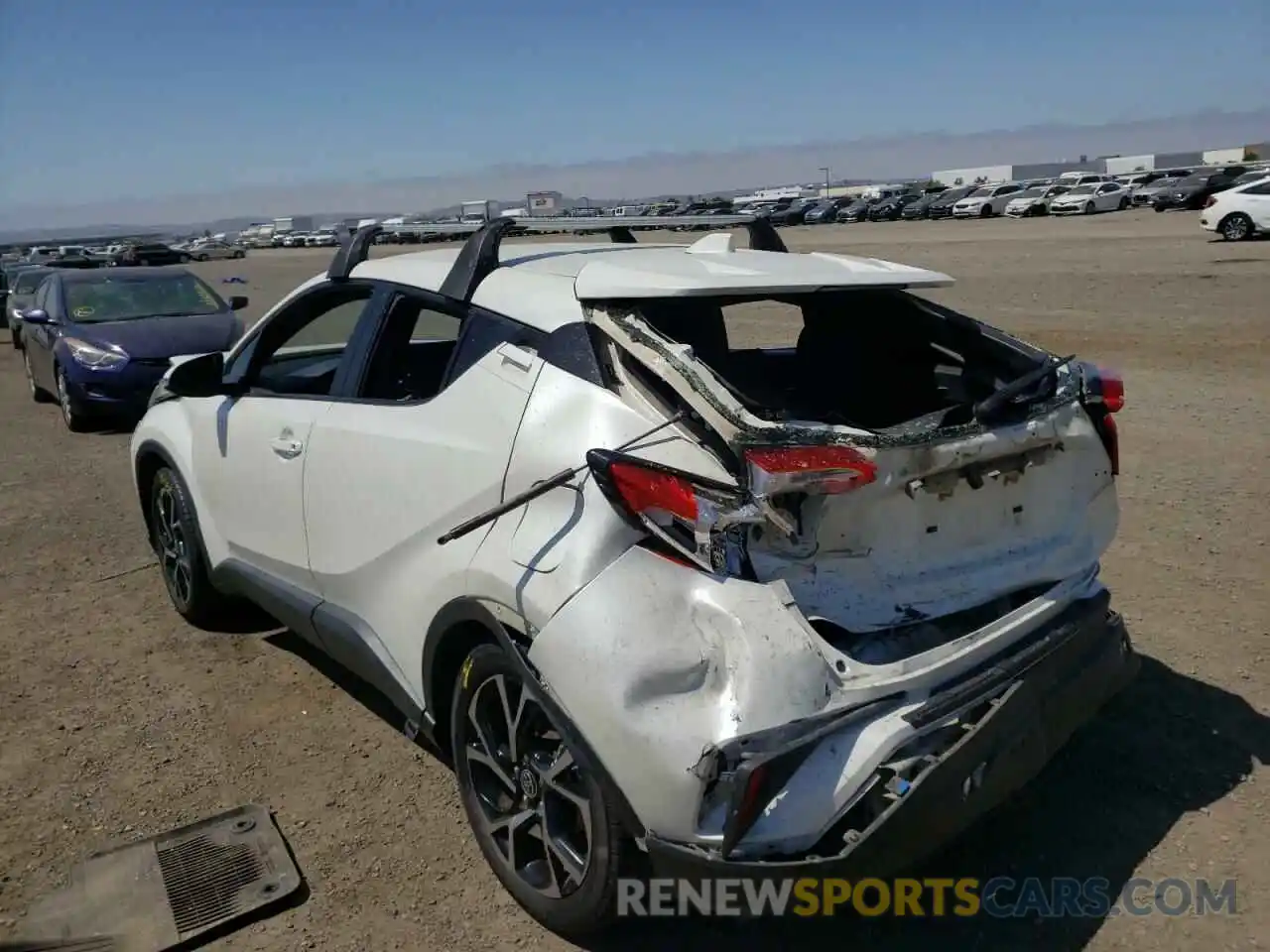 3 Photograph of a damaged car JTNKHMBX6L1094396 TOYOTA C-HR 2020