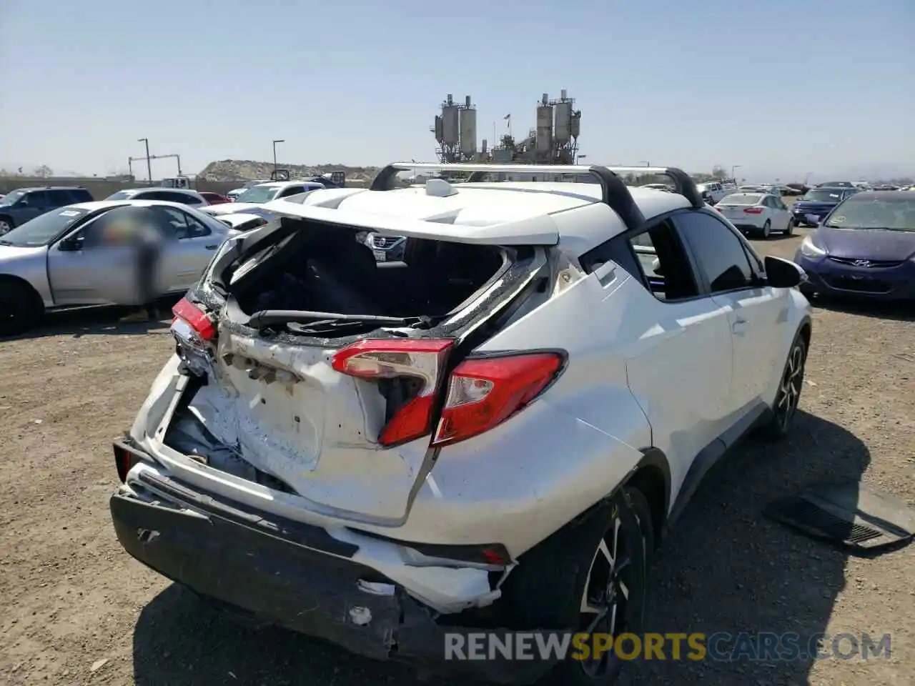 4 Photograph of a damaged car JTNKHMBX6L1094396 TOYOTA C-HR 2020