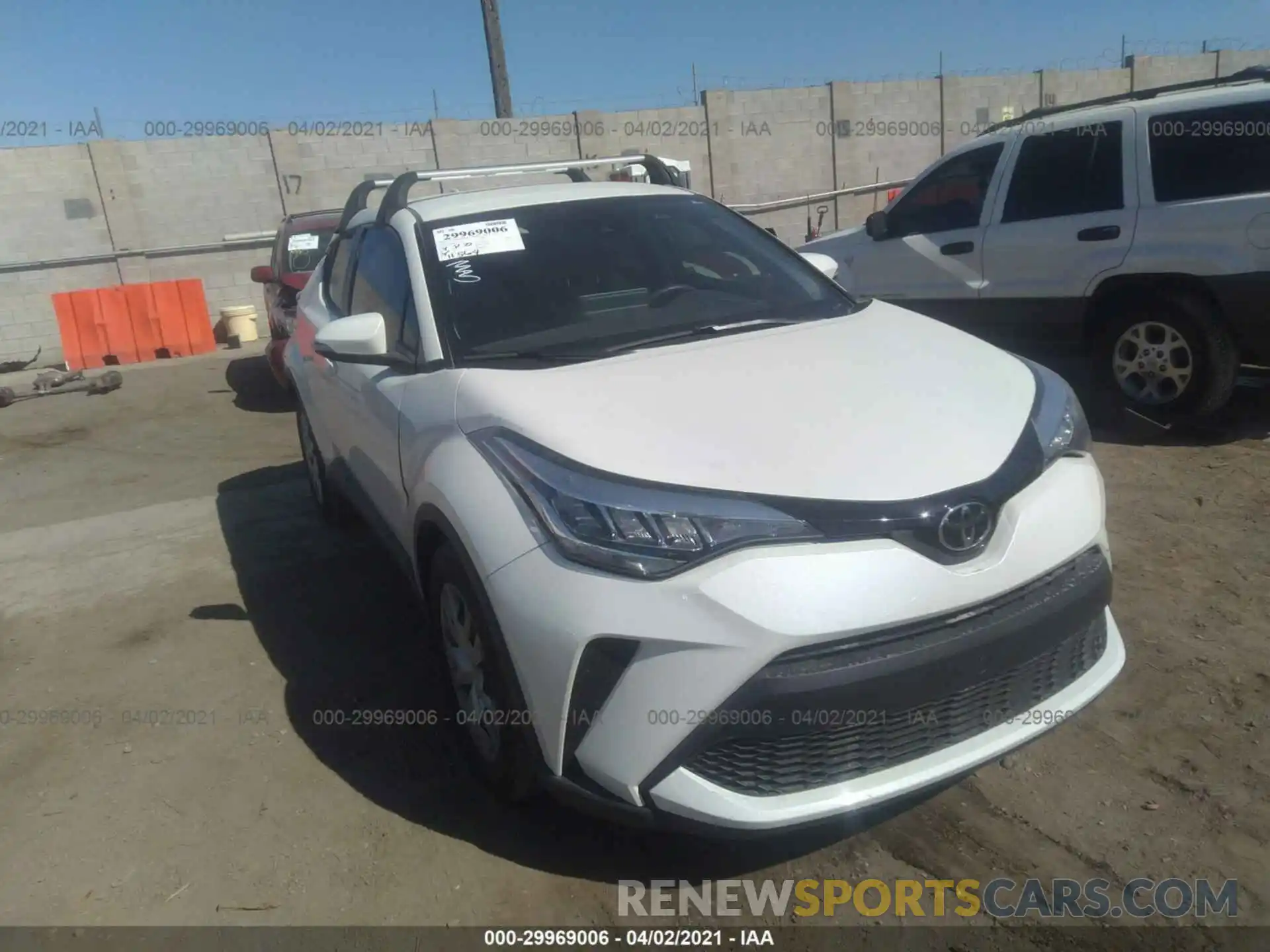 1 Photograph of a damaged car JTNKHMBX7L1065506 TOYOTA C-HR 2020