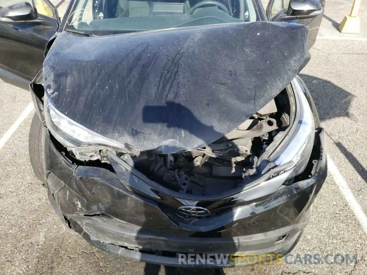 7 Photograph of a damaged car JTNKHMBX7L1067224 TOYOTA C-HR 2020