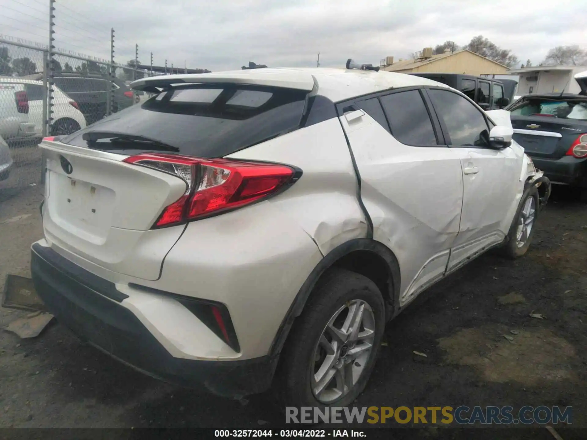 4 Photograph of a damaged car JTNKHMBX7L1069832 TOYOTA C-HR 2020