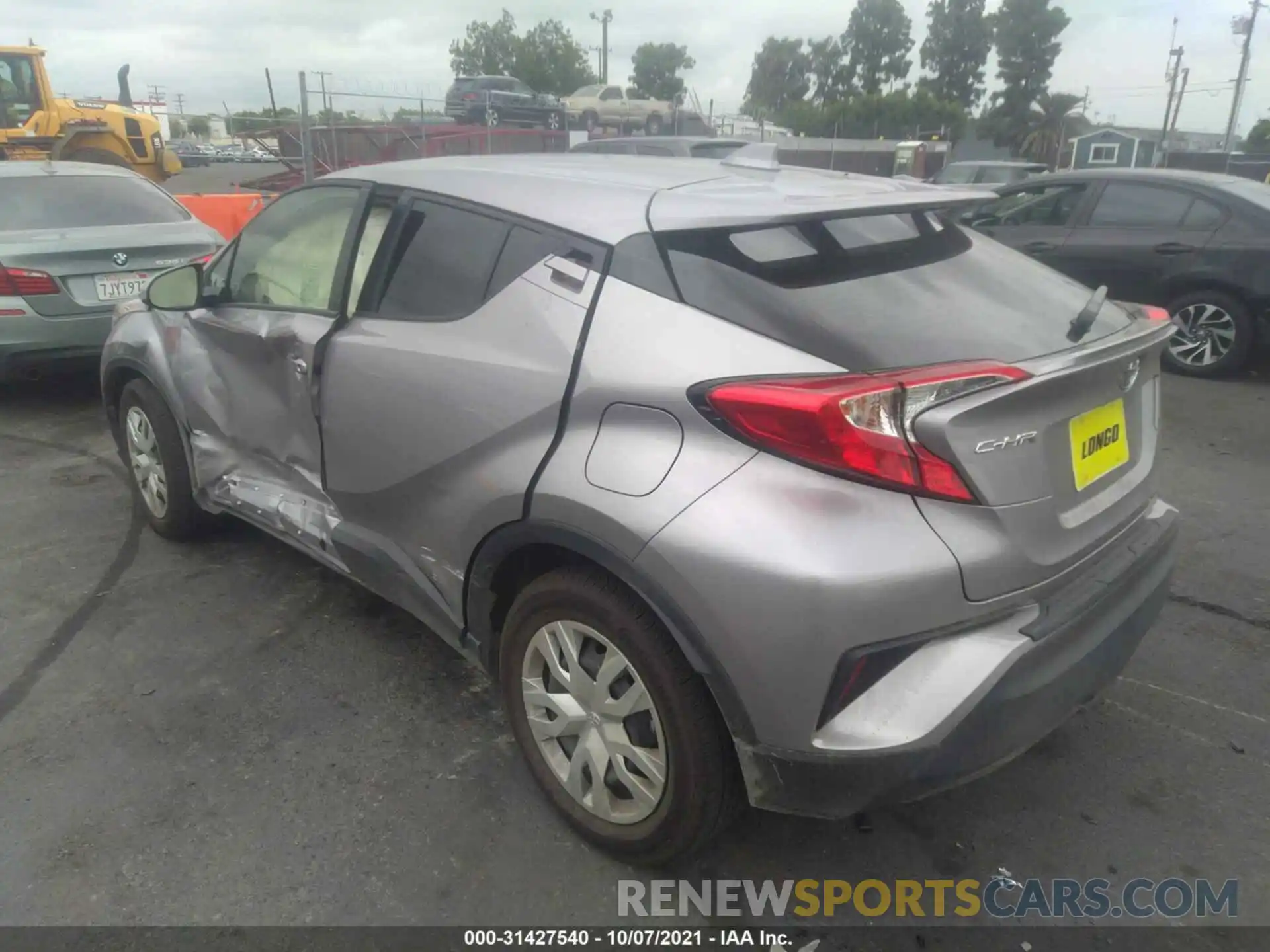 3 Photograph of a damaged car JTNKHMBX7L1077381 TOYOTA C-HR 2020