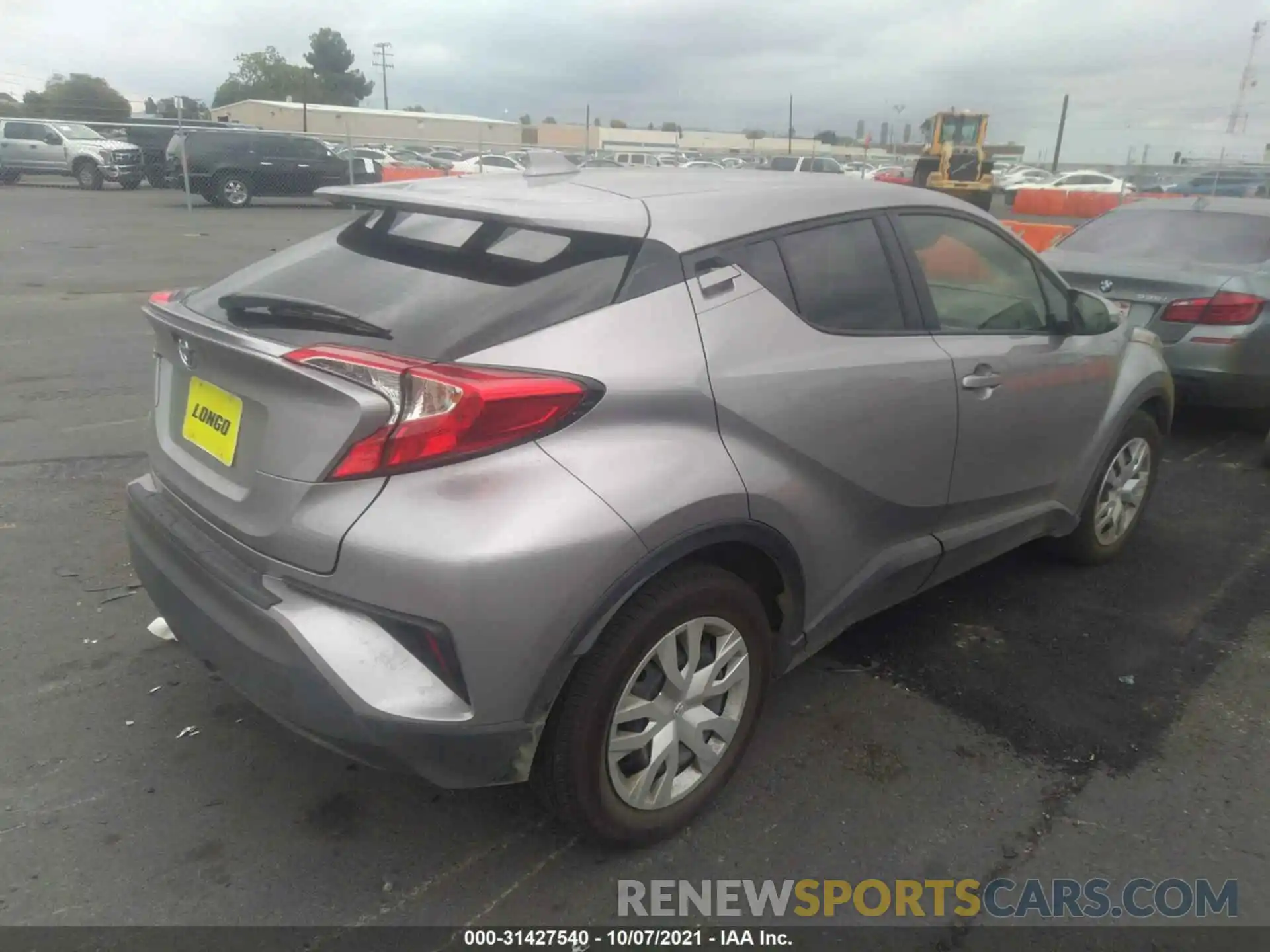 4 Photograph of a damaged car JTNKHMBX7L1077381 TOYOTA C-HR 2020